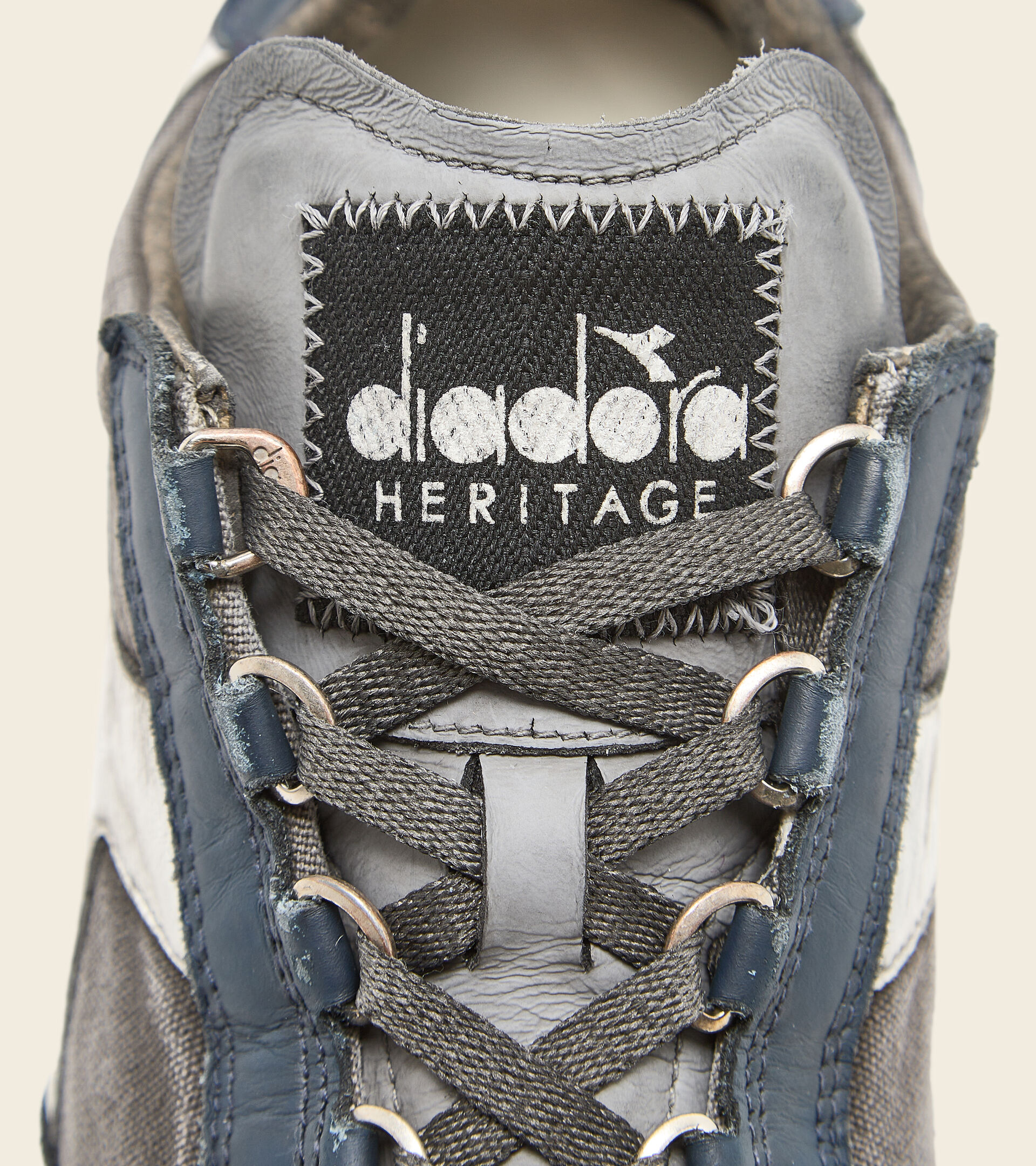 Heritage shoe - Unisex EQUIPE H DIRTY STONE WASH EVO ICE GRAY - Diadora