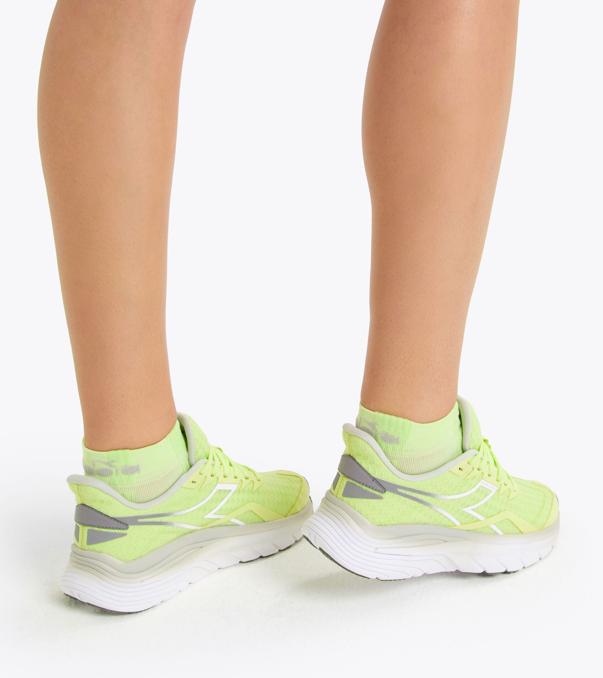Running Socks CUSHION QUARTER SOCKS SHADOW LIME - Diadora