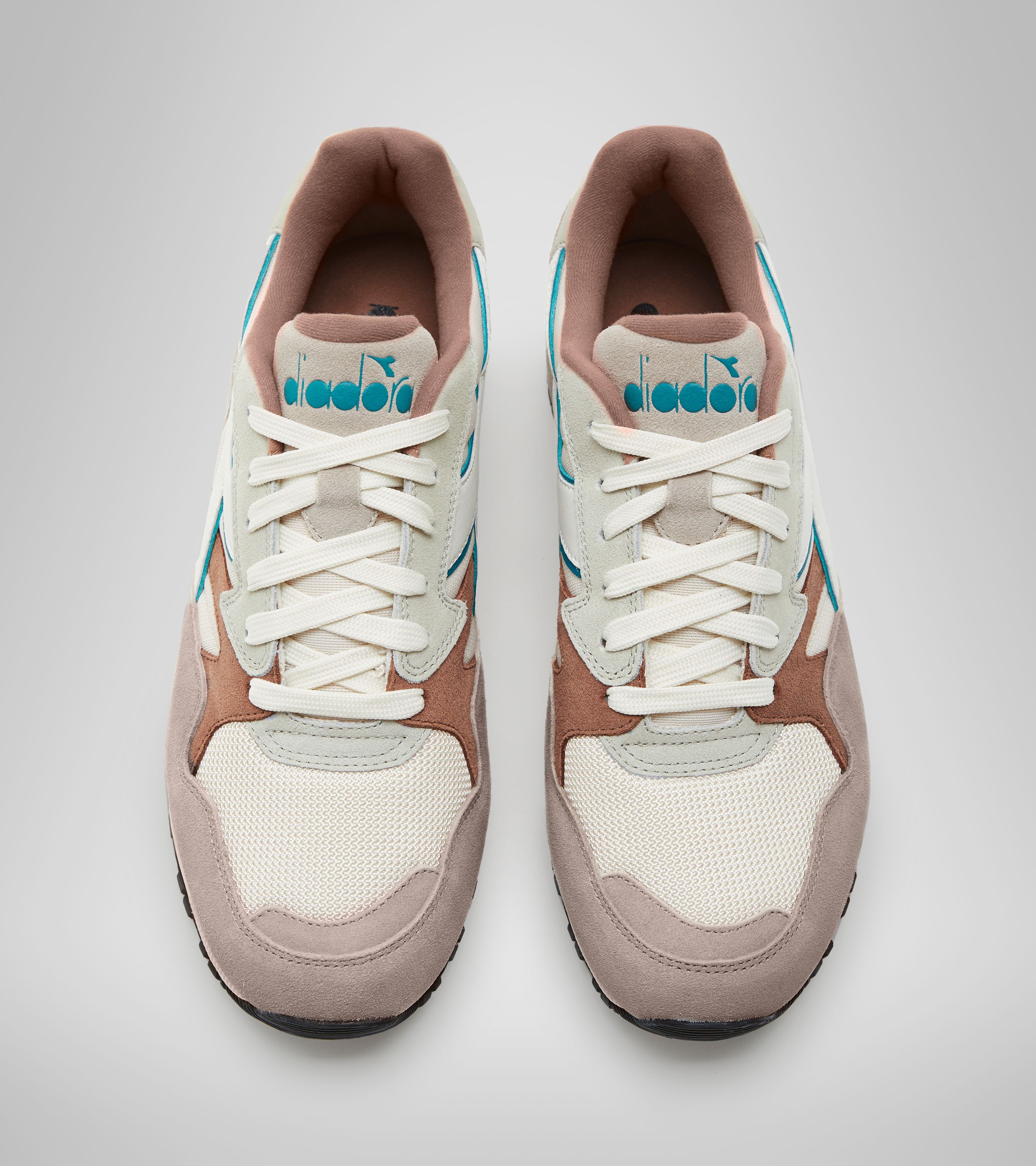 Diadora n902 s top