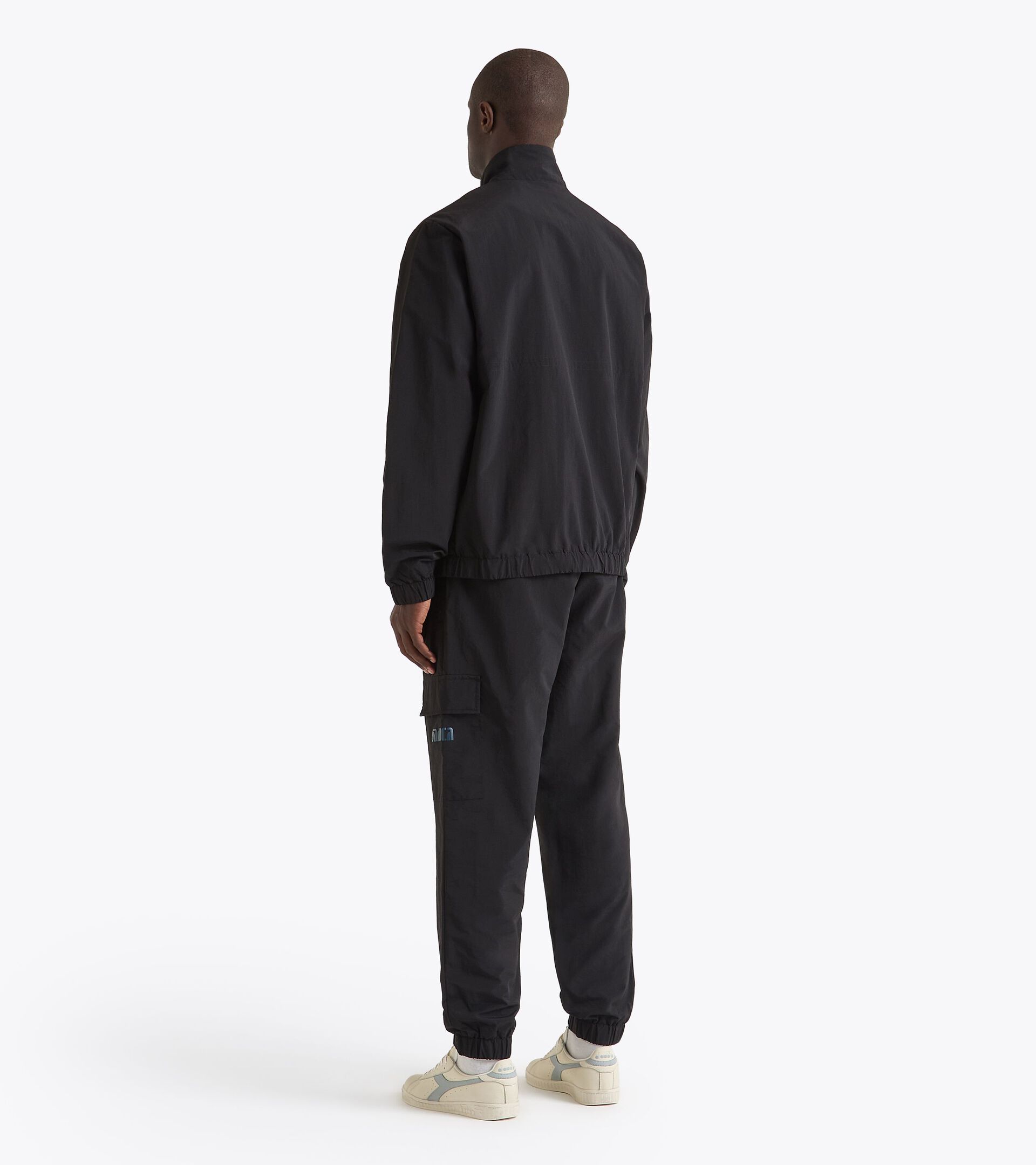 Taslan Tracksuit - All-gender
TRACKSUIT ATHL. LOGO II BLACK - Diadora