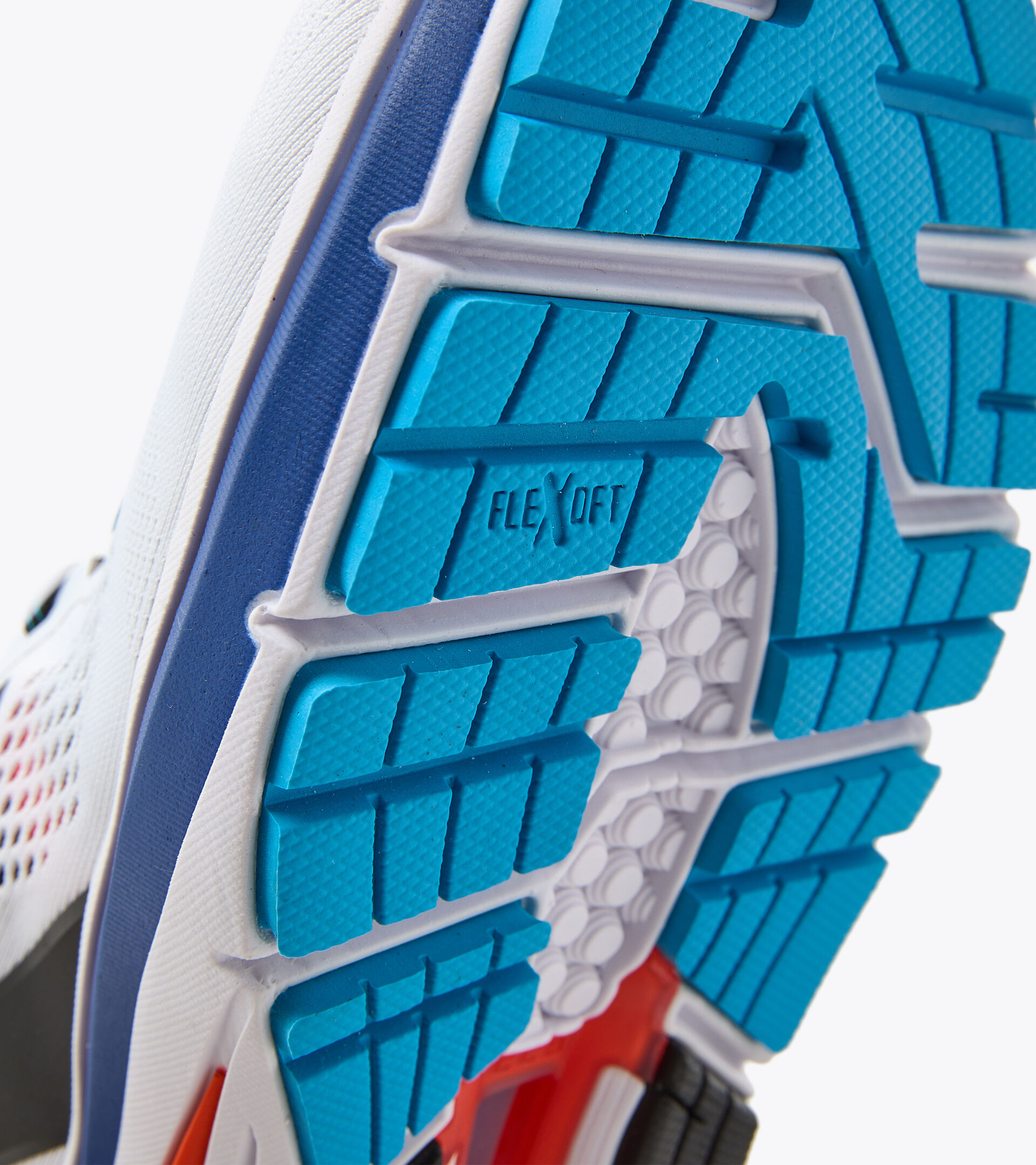 Running shoes - Men MYTHOS BLUSHIELD 7 VORTICE WHITE/BLACK/TURKISH SEA - Diadora