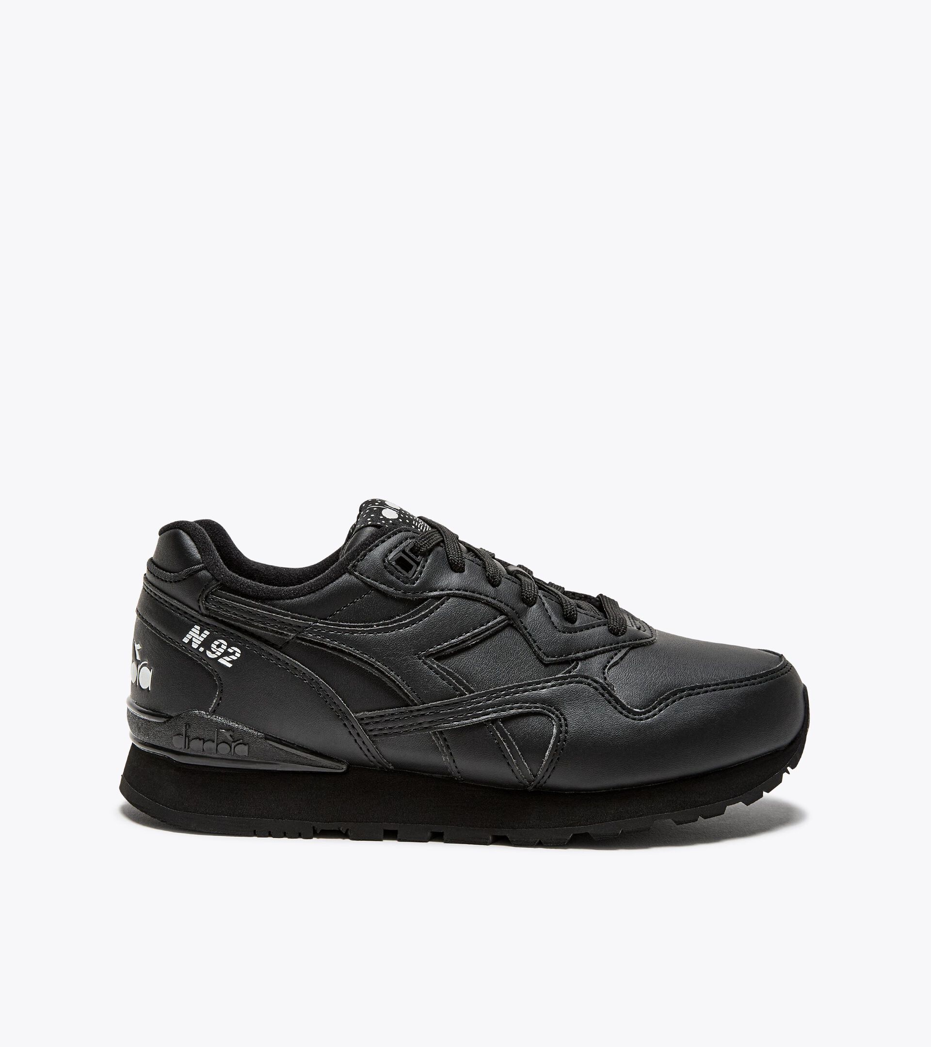 Sports shoe - Unisex N.92 L BLACK/BLACK - Diadora