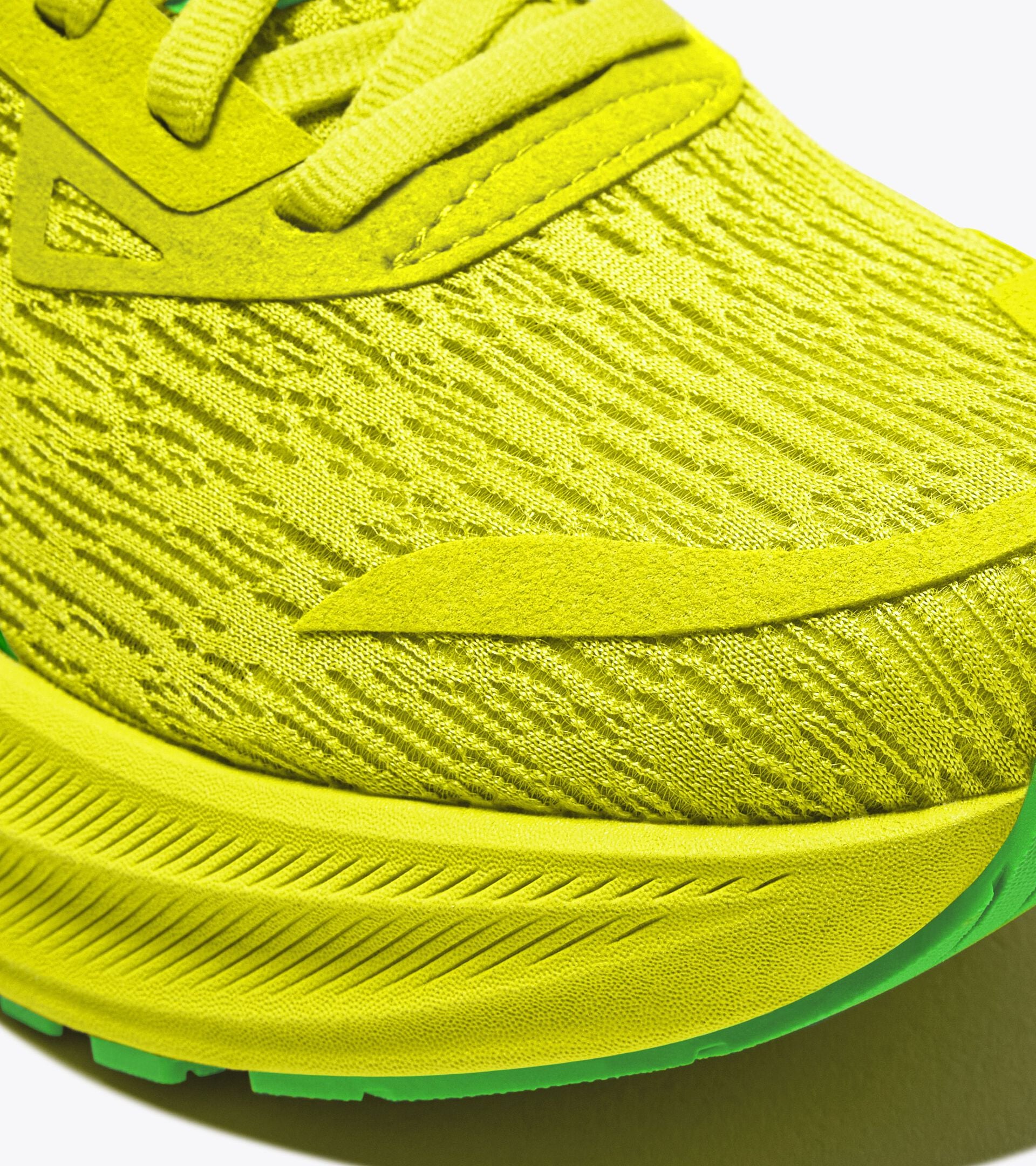 Running shoe - Comfort and stability - Men's NUCLEO 2 SULPHUR SPRING/GREEN FLASH - Diadora
