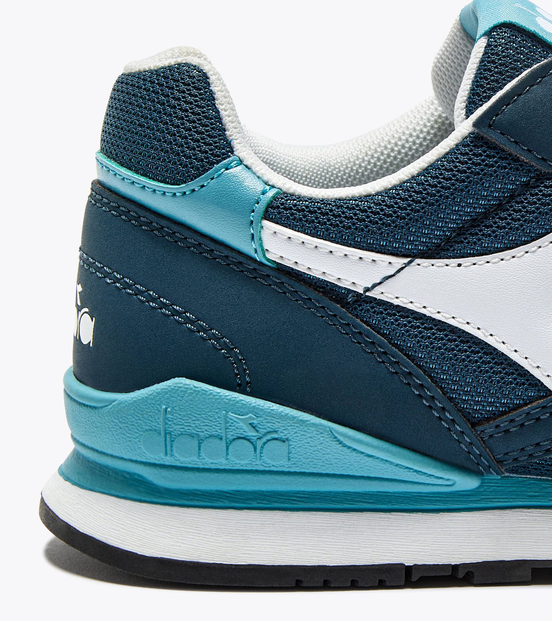 Sports shoes - Youth 8-16 years N.92 GS LEGION BLUE /AQUA - Diadora