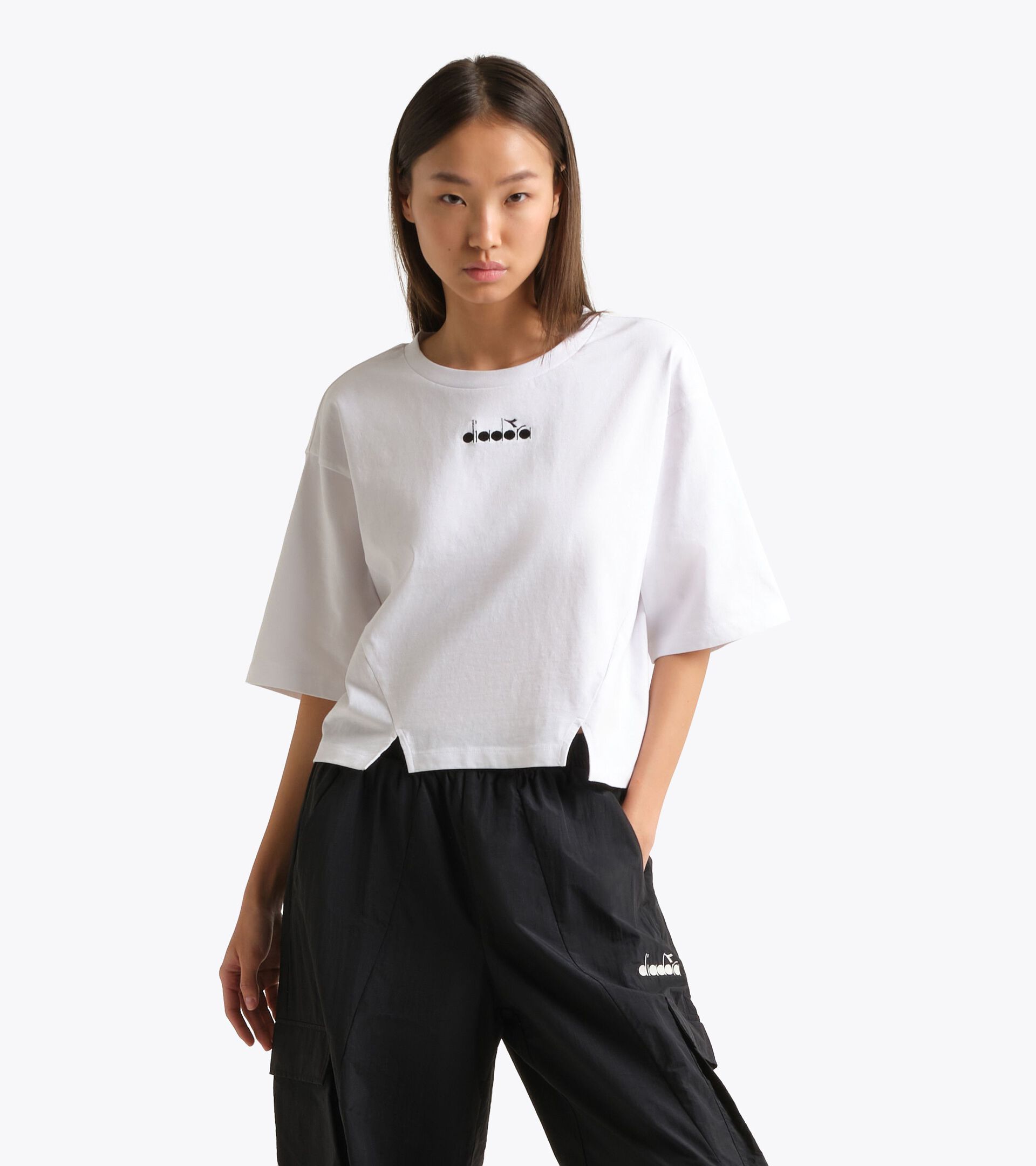 Cotton t-shirt - Women&rsquo;s
 L. T-SHIRT SS LOGO OPTICAL WHITE - Diadora