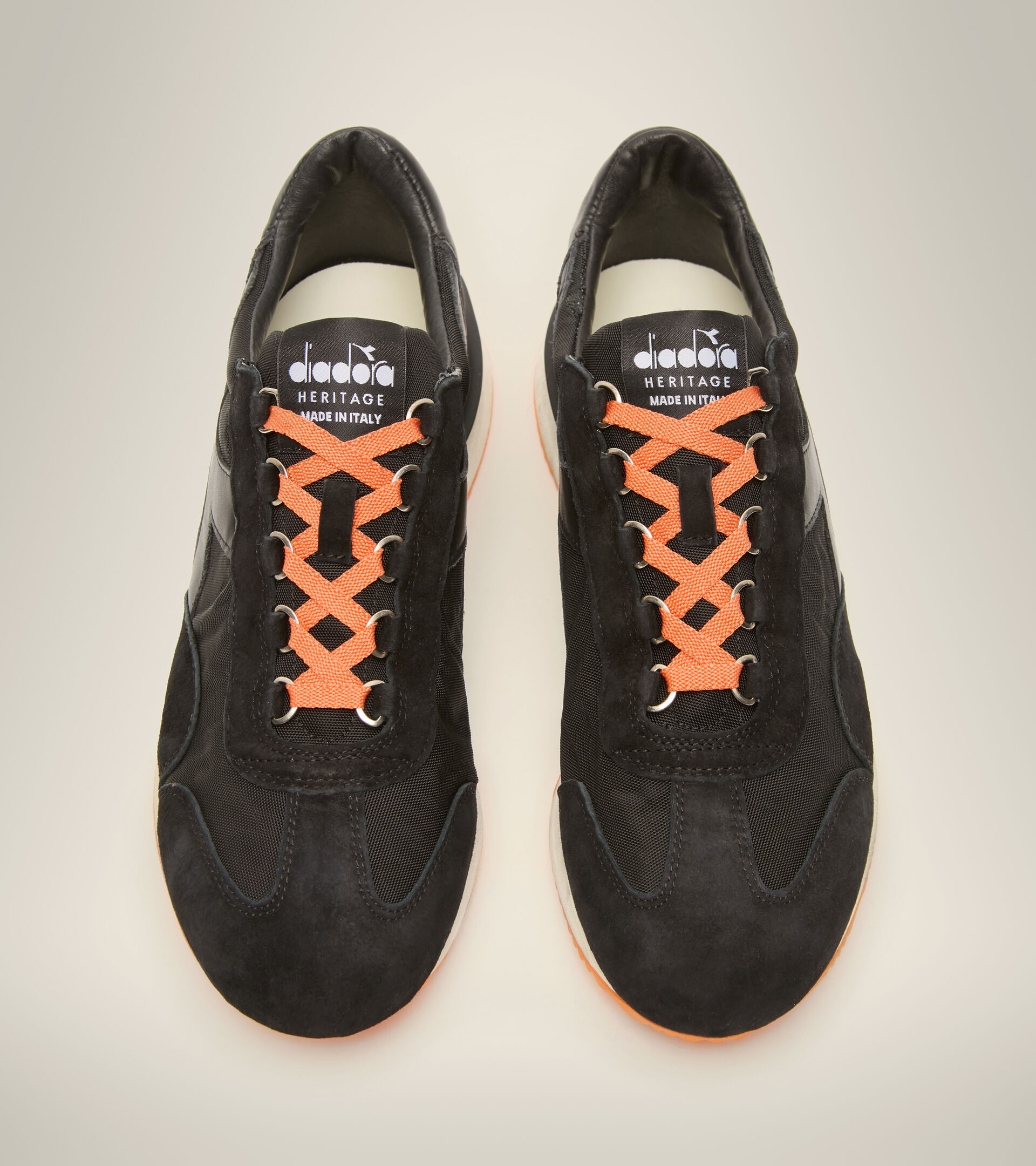 Footwear Heritage UNISEX EQUIPE MAD ITALIA NUBUCK SW NERO Diadora