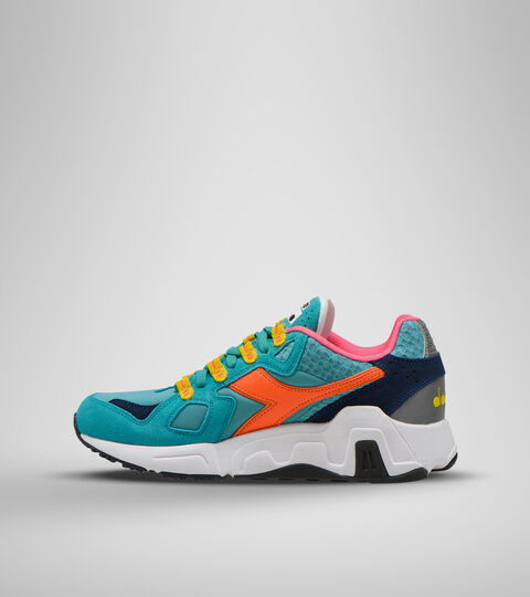 MYTHOS OUTDOOR, VERDE VIRIDIAN Footwear Sportswear UOMO MYTHOS OUTDOOR VERDE VIRIDIAN Diadora