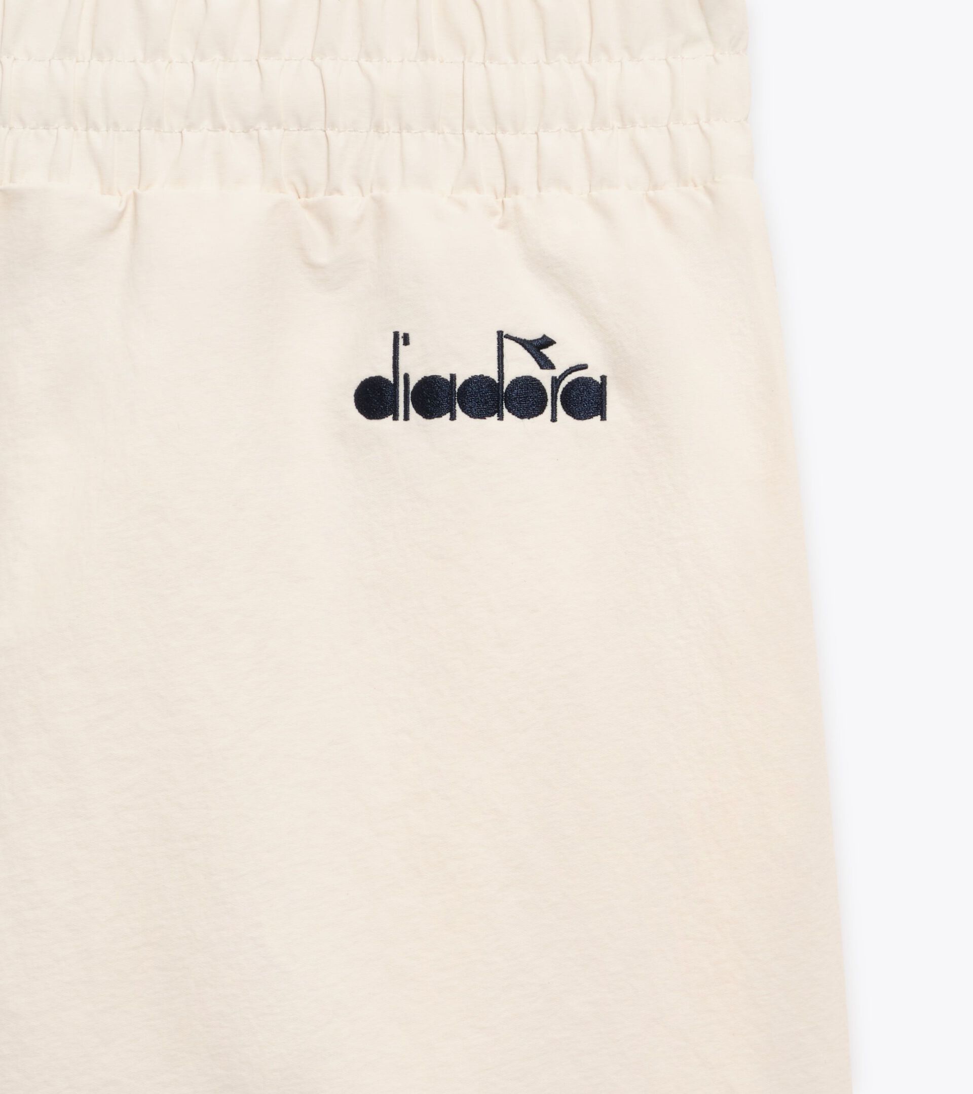 Legacy Track Pants - All-gender
 TRACK PANT LEGACY WHITE ALYSSUM - Diadora