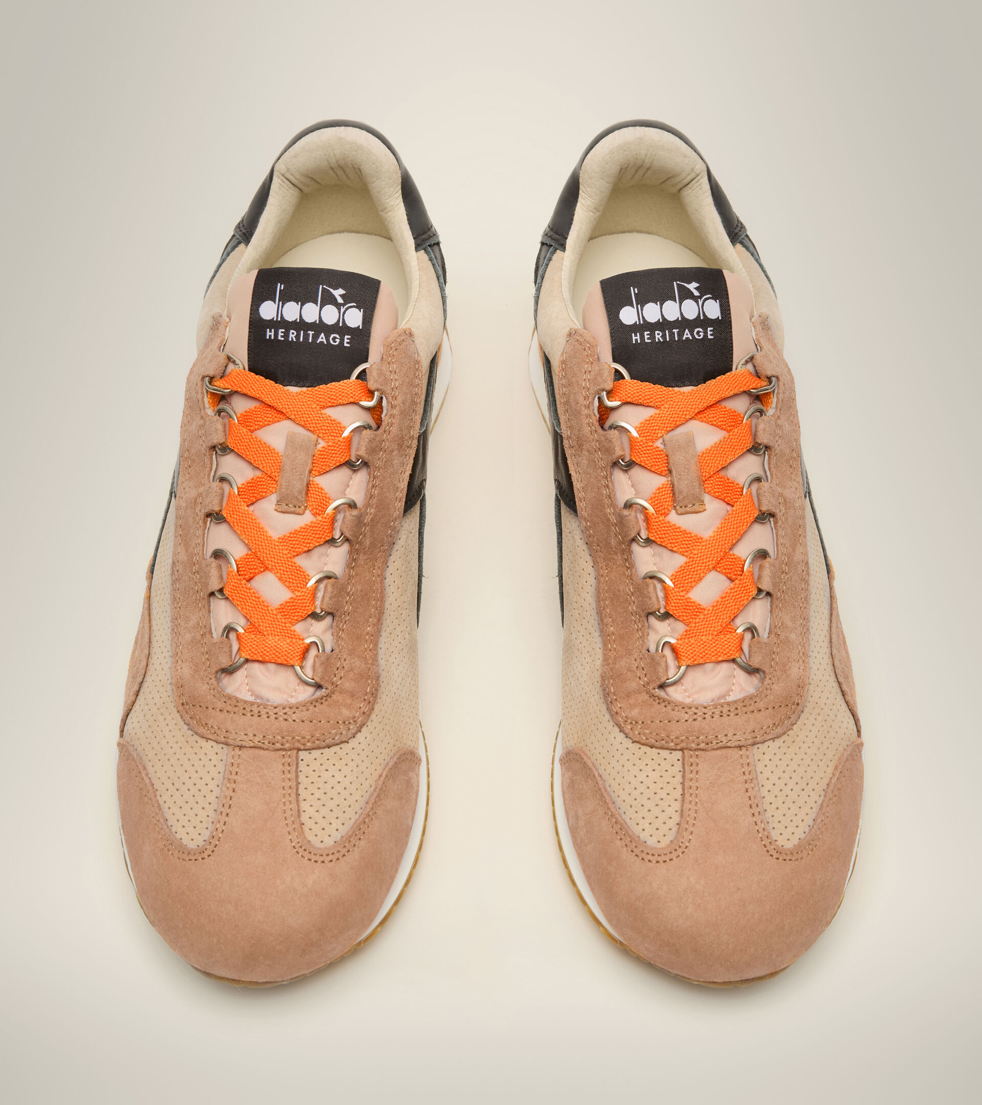 Footwear Heritage UNISEX EQUIPE SUEDE SW BEIGE FOSCHIA DESERTO Diadora
