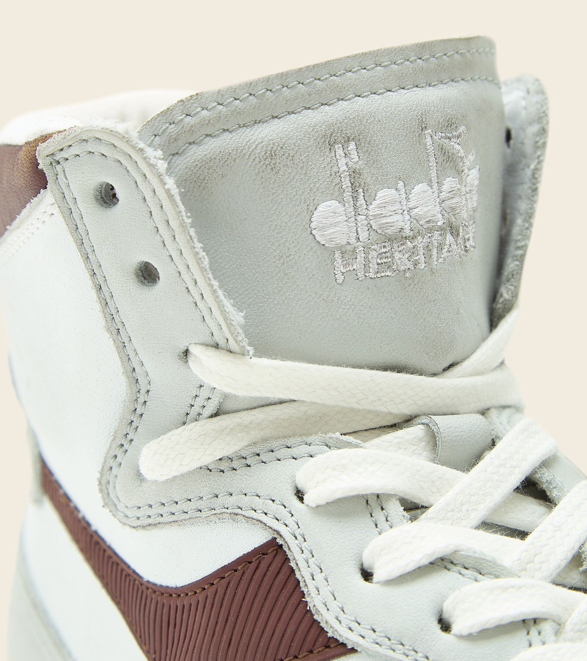 Heritage shoes - Unisex MI BASKET USED WHITE/DECADENT CHOCOLATE - Diadora
