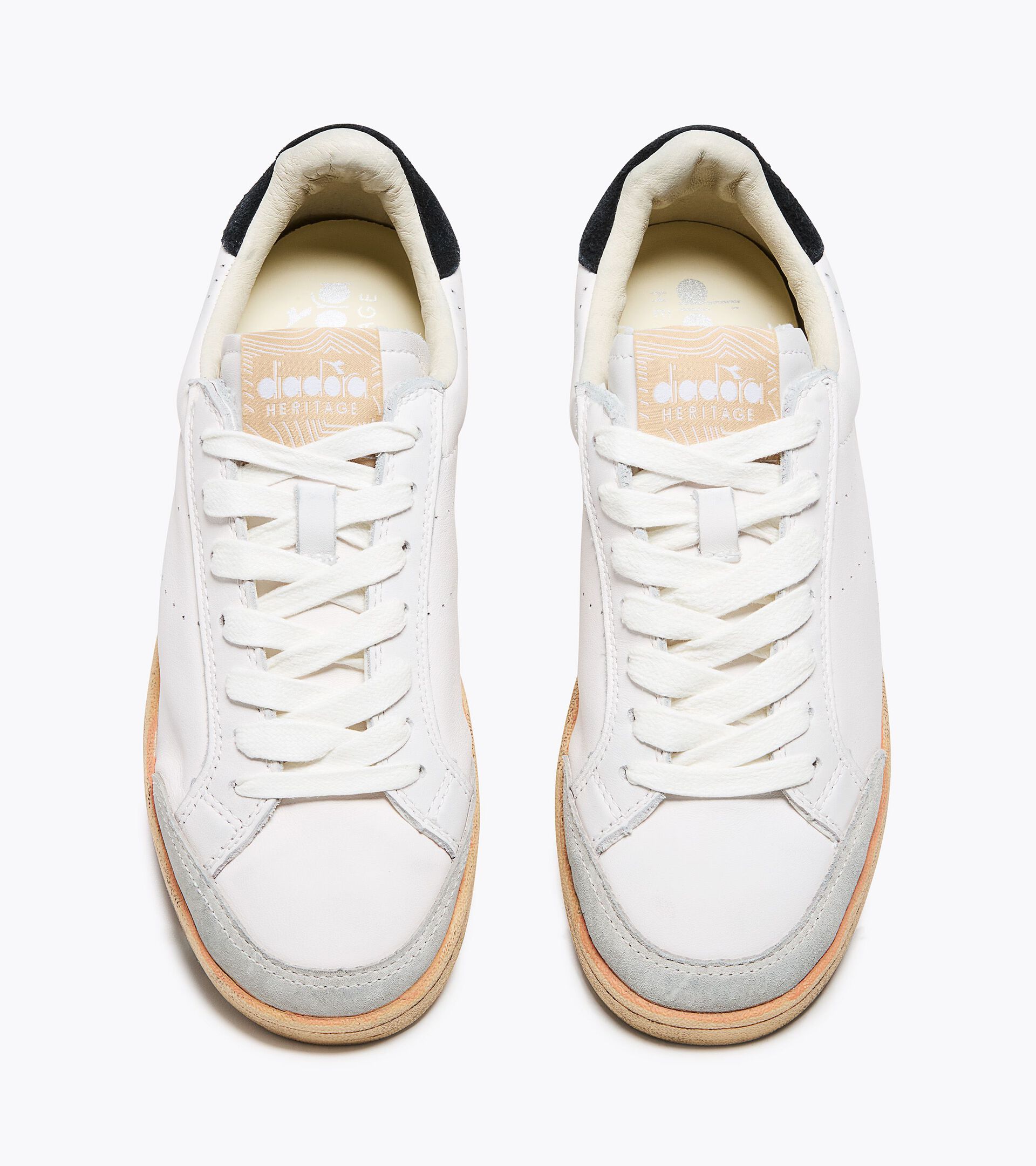 Heritage Leather Sneakers - All-gender
 PRESTIGE PLAIN USED WHITE/BLACK - Diadora