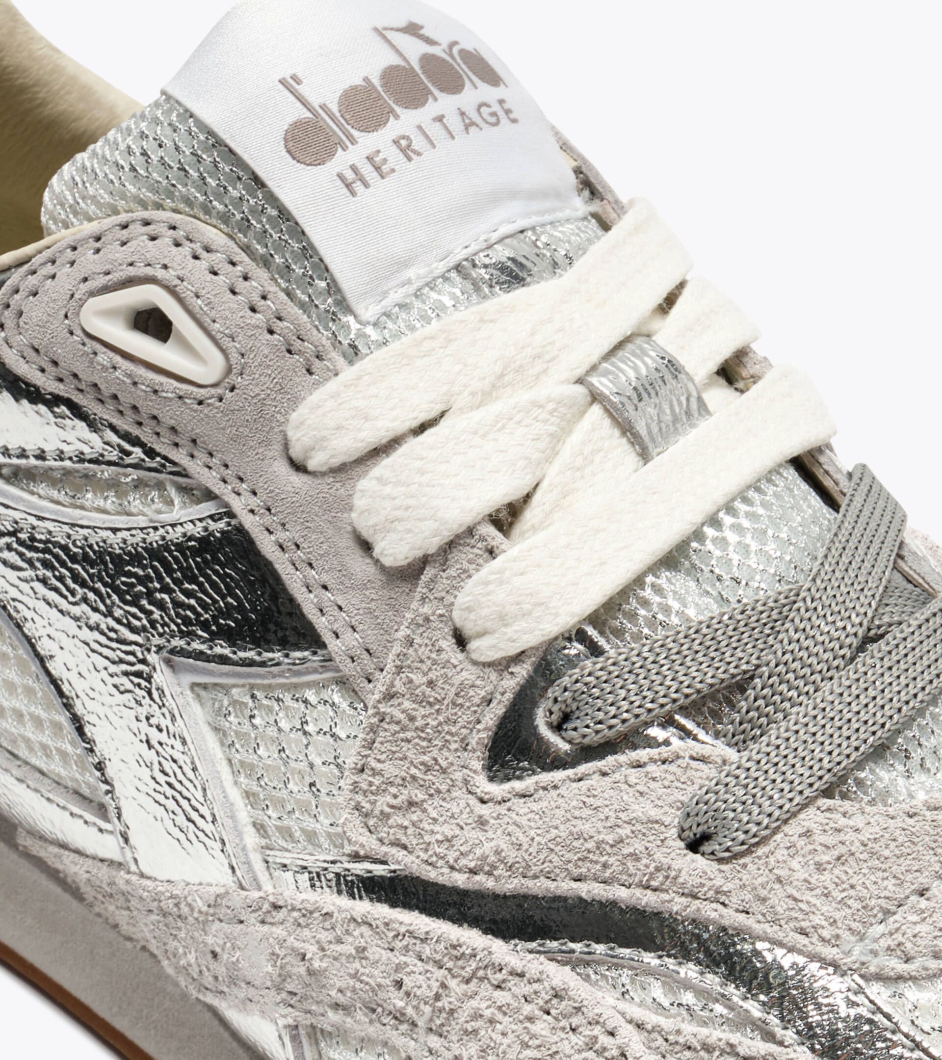 Heritage Leather Sneakers - All-gender EQUIPE REVENGE IRIDE WN SILVER METALIZED - Diadora