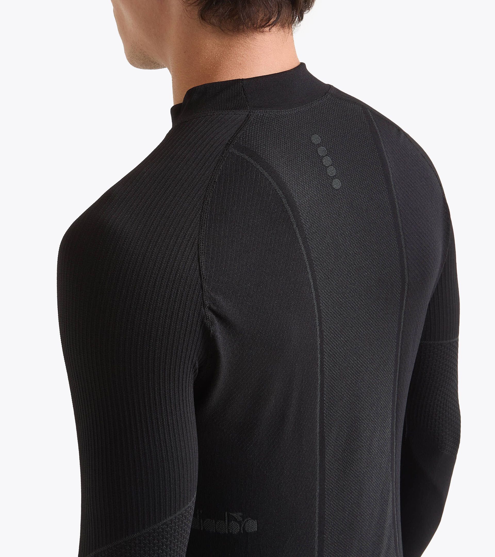 Made In Italy technical turtleneck - Running - Men’s LS TURTLE NECK STRATOZERO BLACK - Diadora