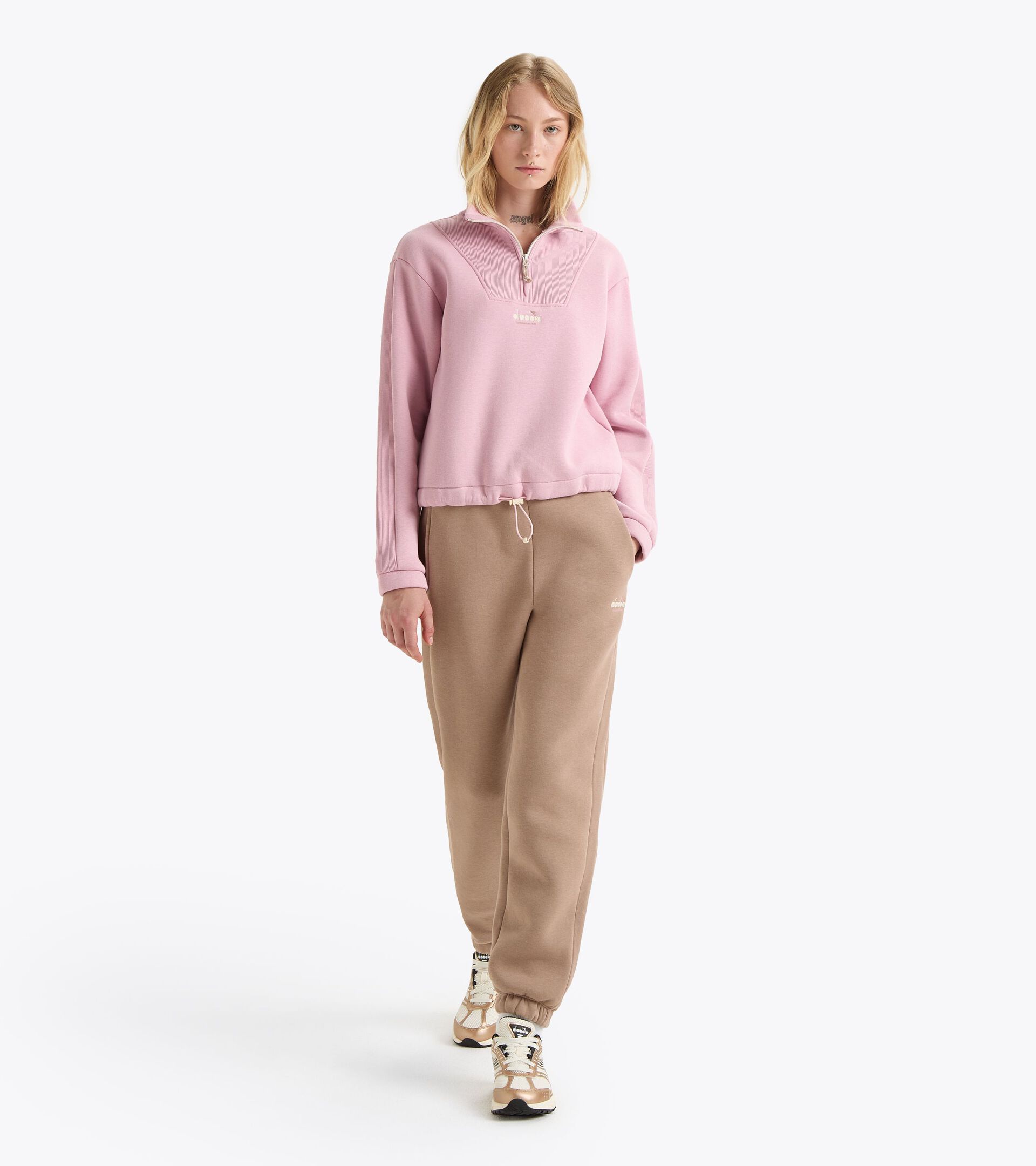 Half-zip sweatshirt - Women’s
 L. SWEATSHIRT 1/2 ZIP ATHL. LOGO PINK NECTAR - Diadora