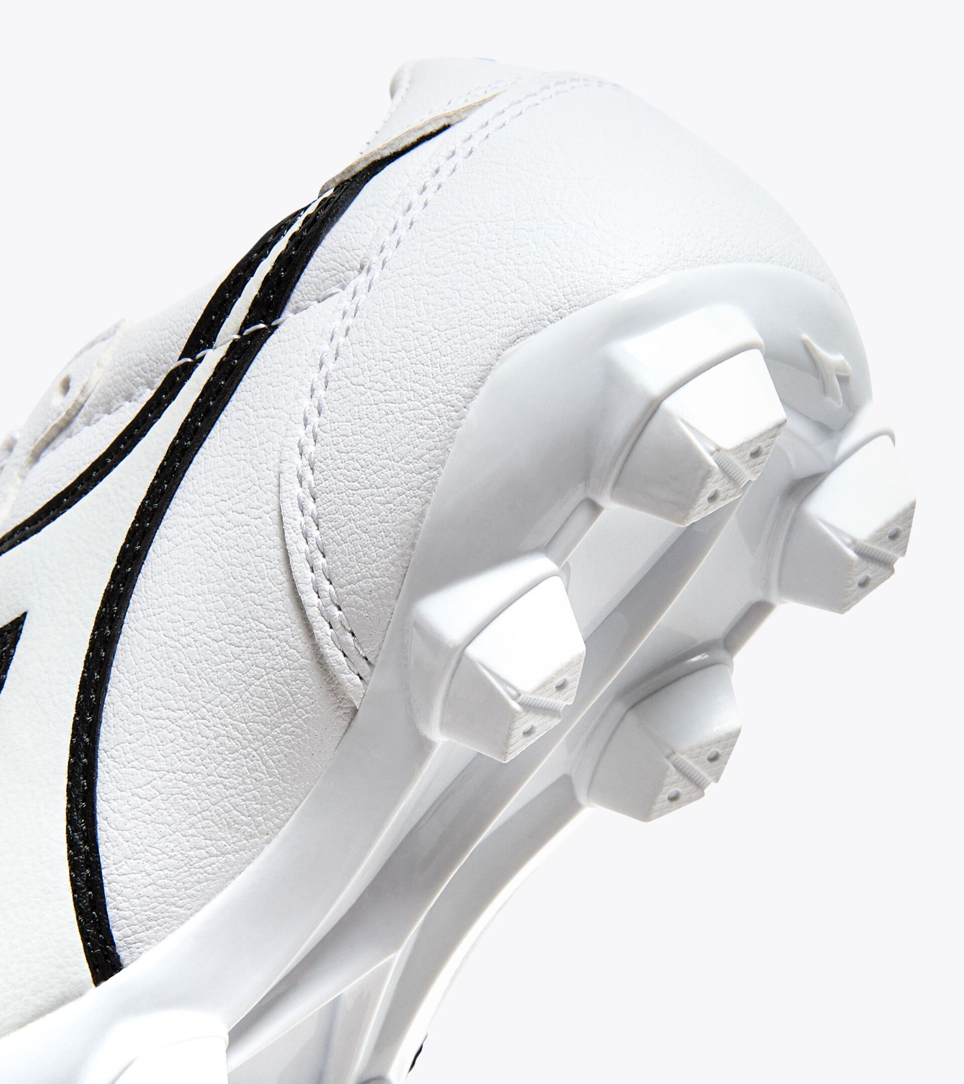 Scarpa da calcio per terreni compatti - Junior
 BRASIL R LPU JR BIANCO/NERO - Diadora