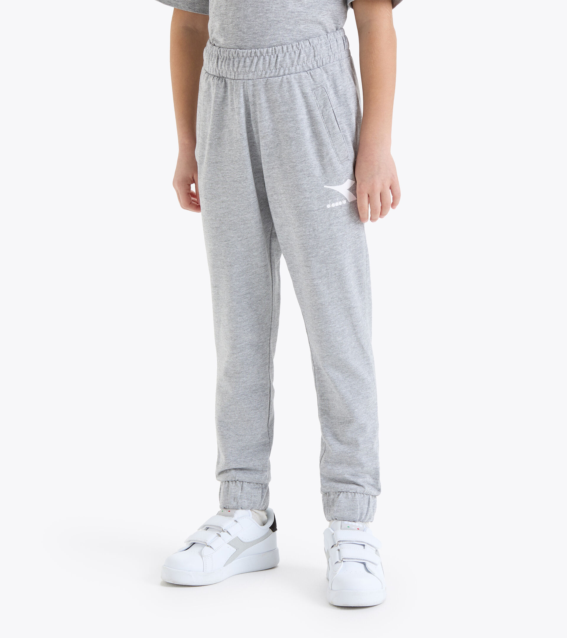 Pantalones deportivos - Niños y niñas
 JU.PANTS CUFF GRIS CLARO MEDIO MEZCLA - Diadora