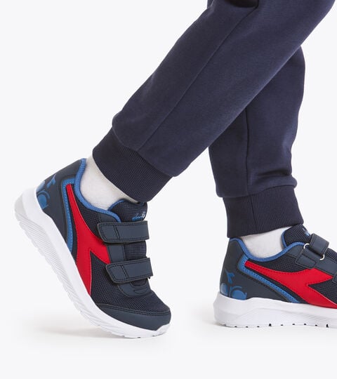 FALCON JR V, LIRIO NEGRO/AZUL FEDERAL Footwear Sport BAMBINO FALCON JR V LIRIO NEGRO/AZUL FEDERAL Diadora