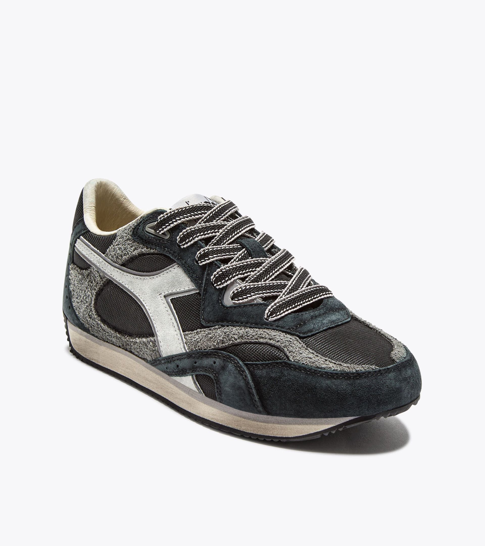 Low-profile Heritage sneaker - All-gender EQUIPE REVENGE USED BLACK - Diadora