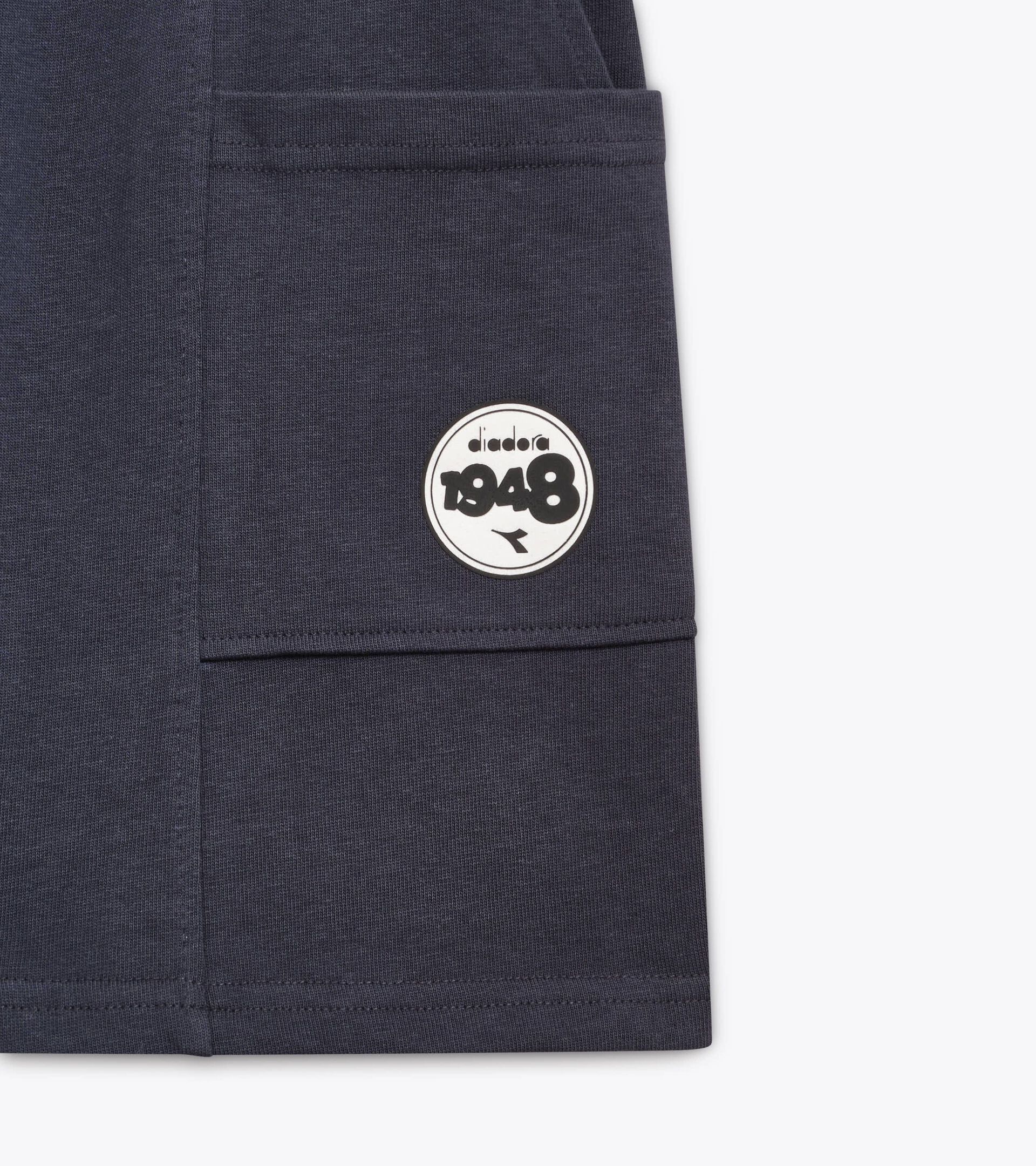 Bermuda &agrave; grandes poches - Gar&ccedil;on
 JB. BERMUDA ESS. SPORTS BLEU NUITS - Diadora