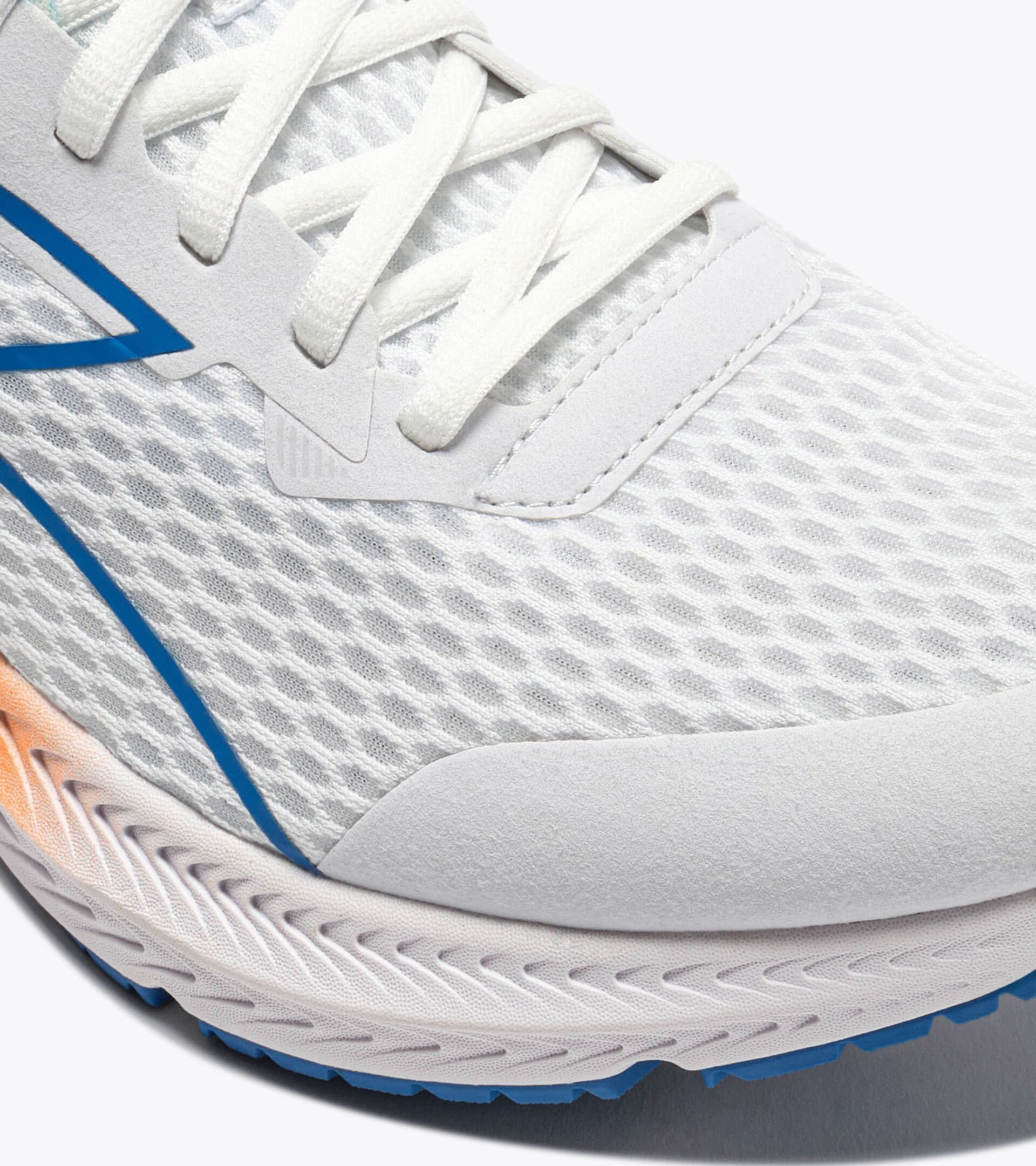 Neutral running shoes -  Men&rsquo;s
 STRADA 3 WHITE/DAPHNE - Diadora