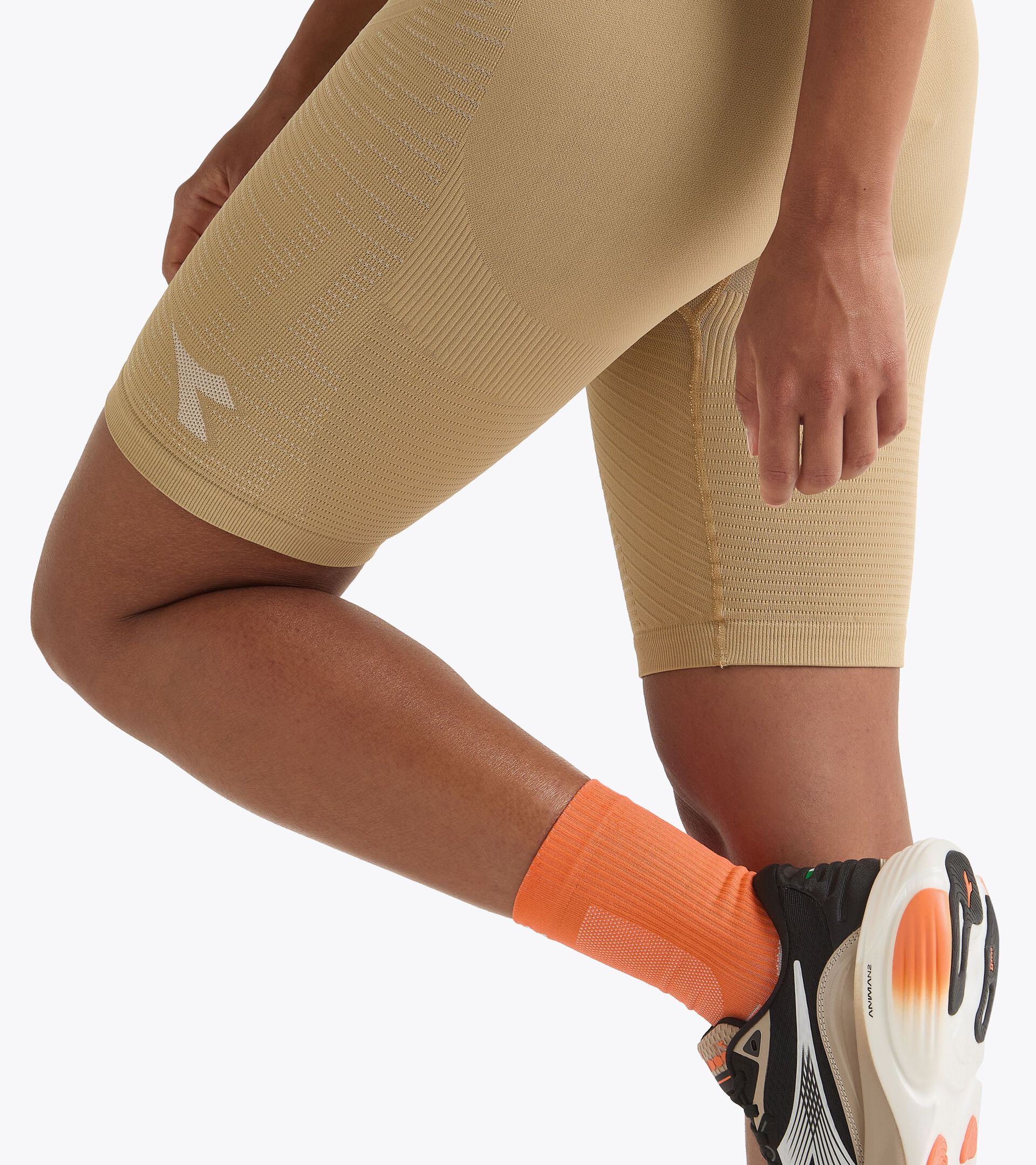 Technical shorts for temperature control -  Running - Women’s L. STRATOUNO HALF-TIGHT HUMUS - Diadora