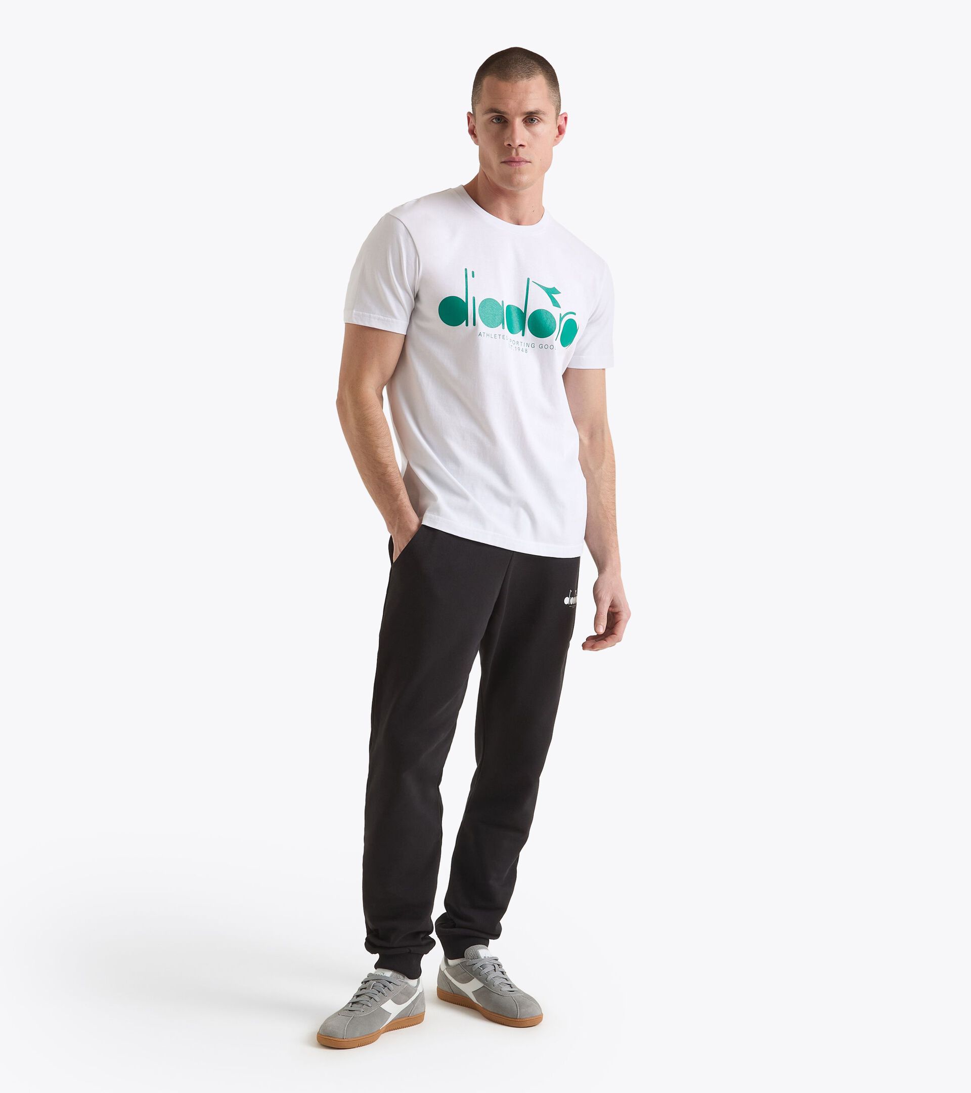 T-Shirts - alle Geschlechter T-SHIRT SS LOGO STRAHLEND WEISSE - Diadora