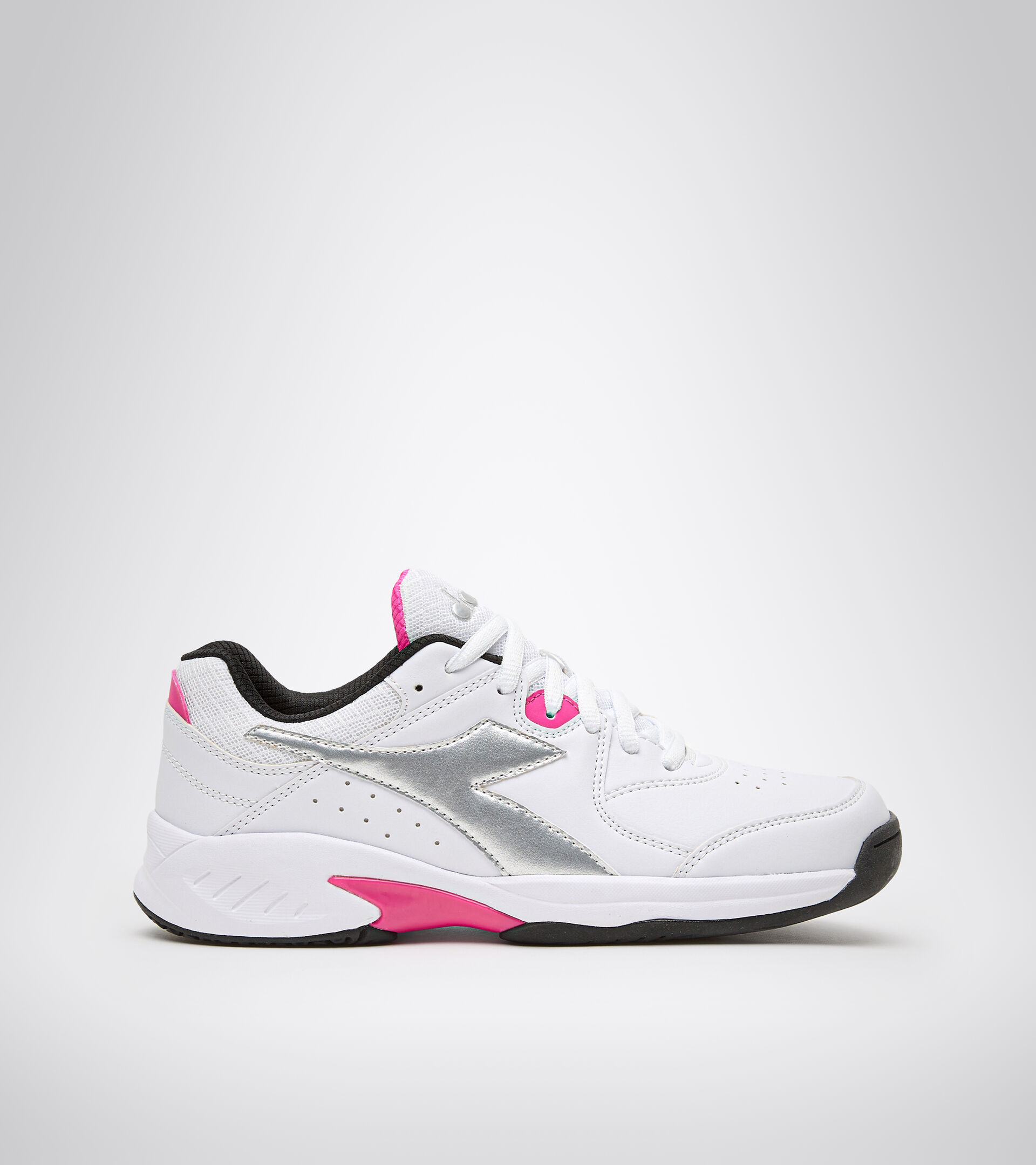 diadora tennis shoes women's