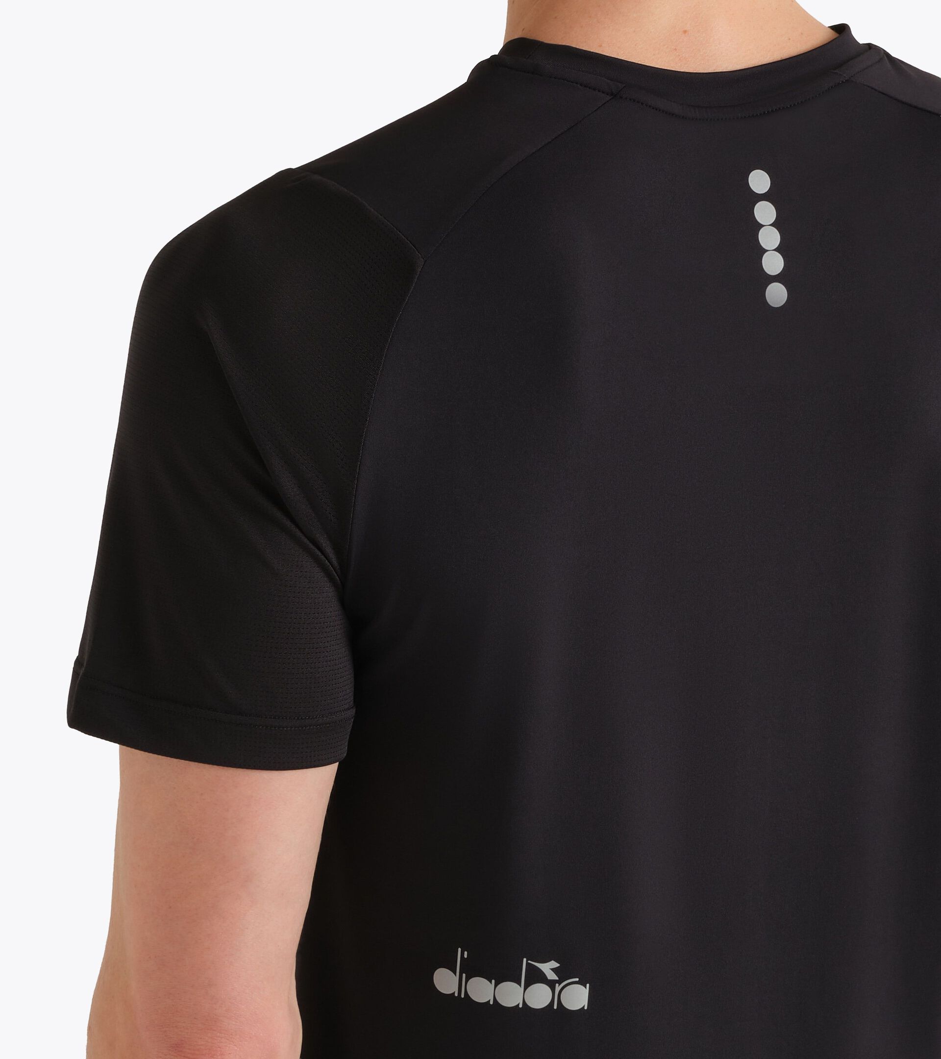 Running t-shirt  - Breathable and Comfortable - Men&rsquo;s SS T-SHIRT TECH BLACK - Diadora