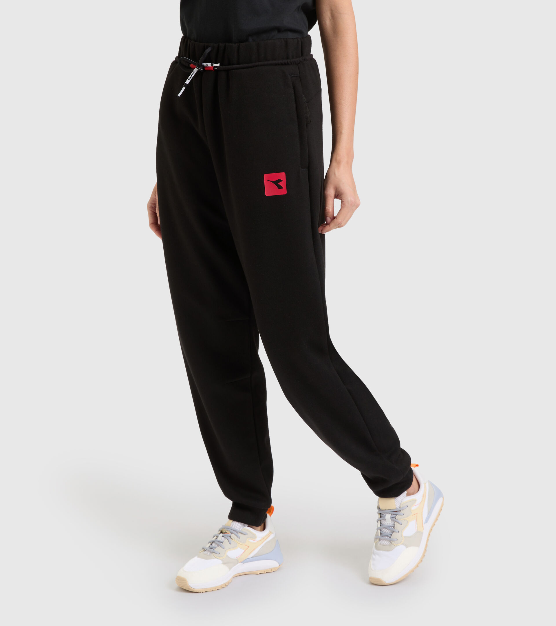 Sports trousers - Women L. JOGGER PANT URBANITY BLACK - Diadora
