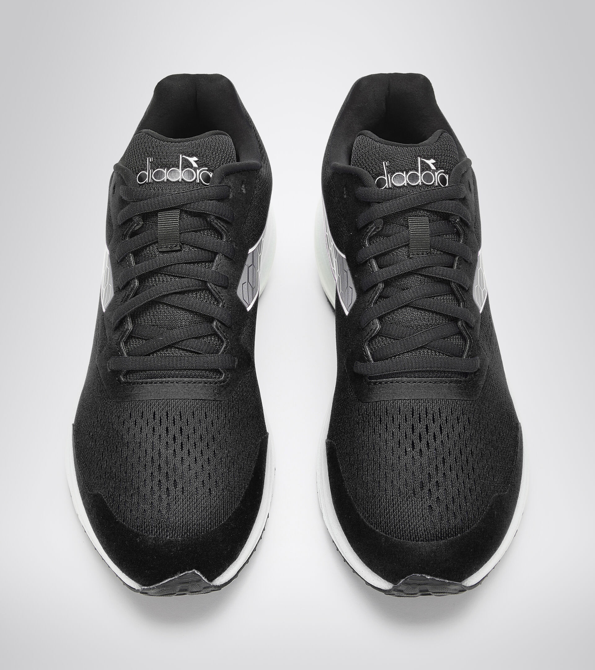 Chaussures de running - Homme FRECCIA 2 NERO/ARGENTO/BIANCO OTTICO - Diadora