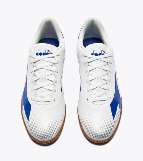 PICHICHI 8 IDR, WHITE/ROYAL Indoor court calcio boots - Men’s PICHICHI 8 IDR WHITE/ROYAL - Diadora