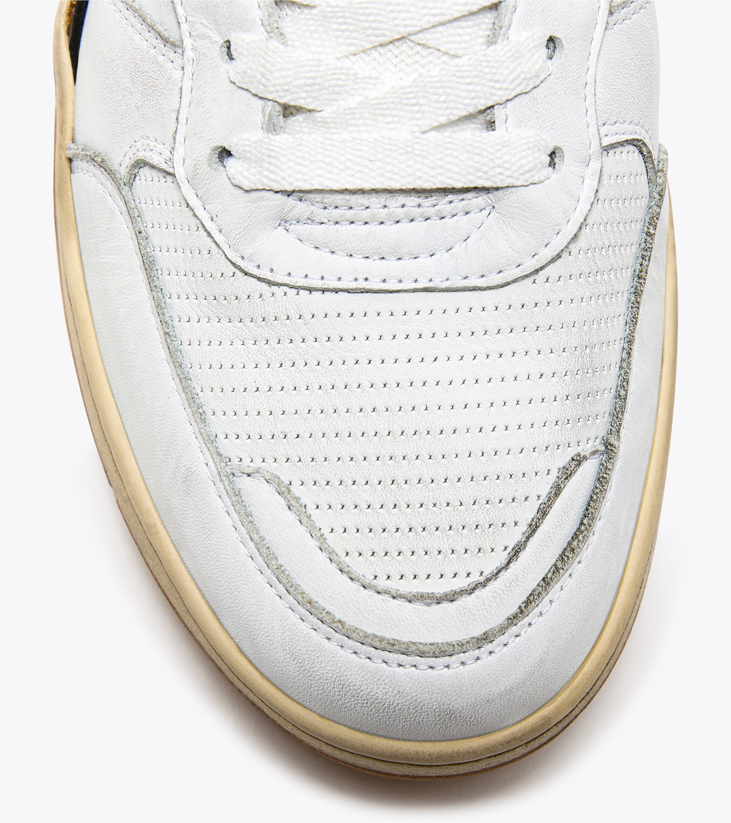 Diadora sail cheap
