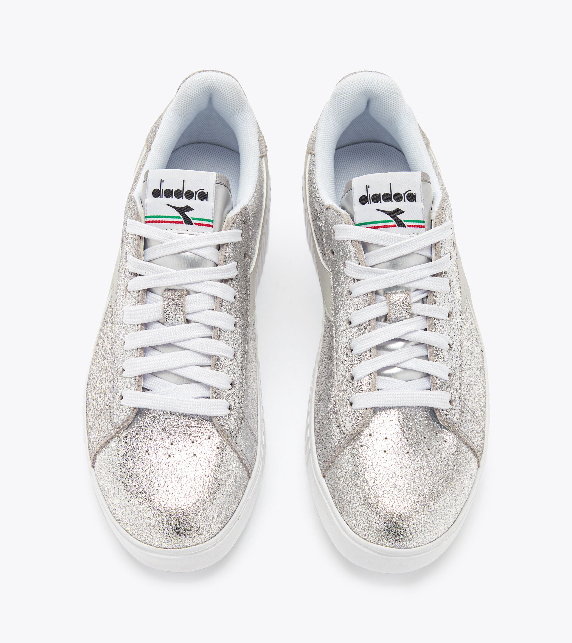 Sports shoes - Women
GAME STEP PREMIUM METAL WHITE/SILVER - Diadora
