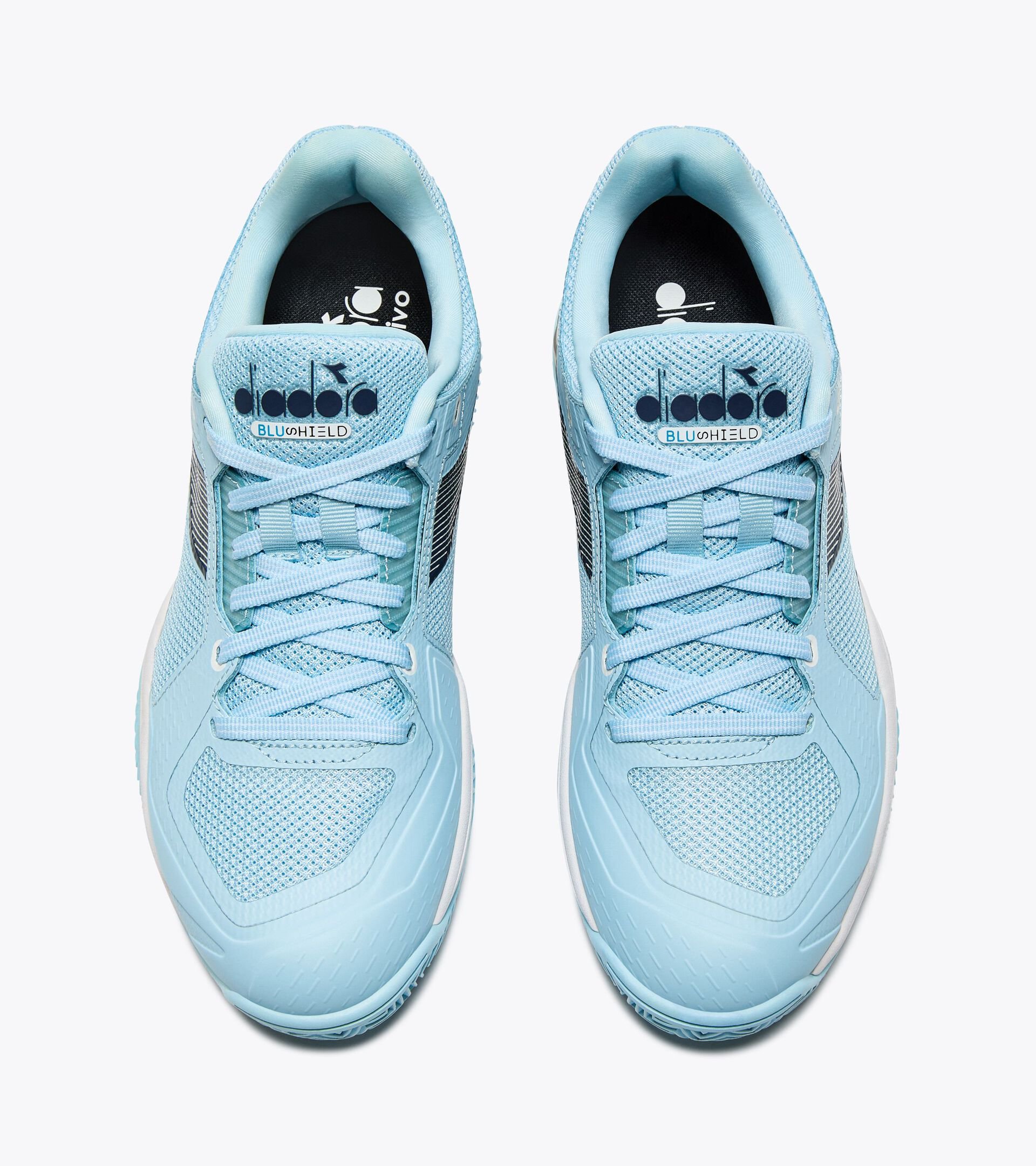 Tennis shoe for clay courts - Protection and cushioning - Women’s
BLUSHIELD TORNEO 3 W CLAY CORYDALIS BLUE/BLACK IRIS - Diadora