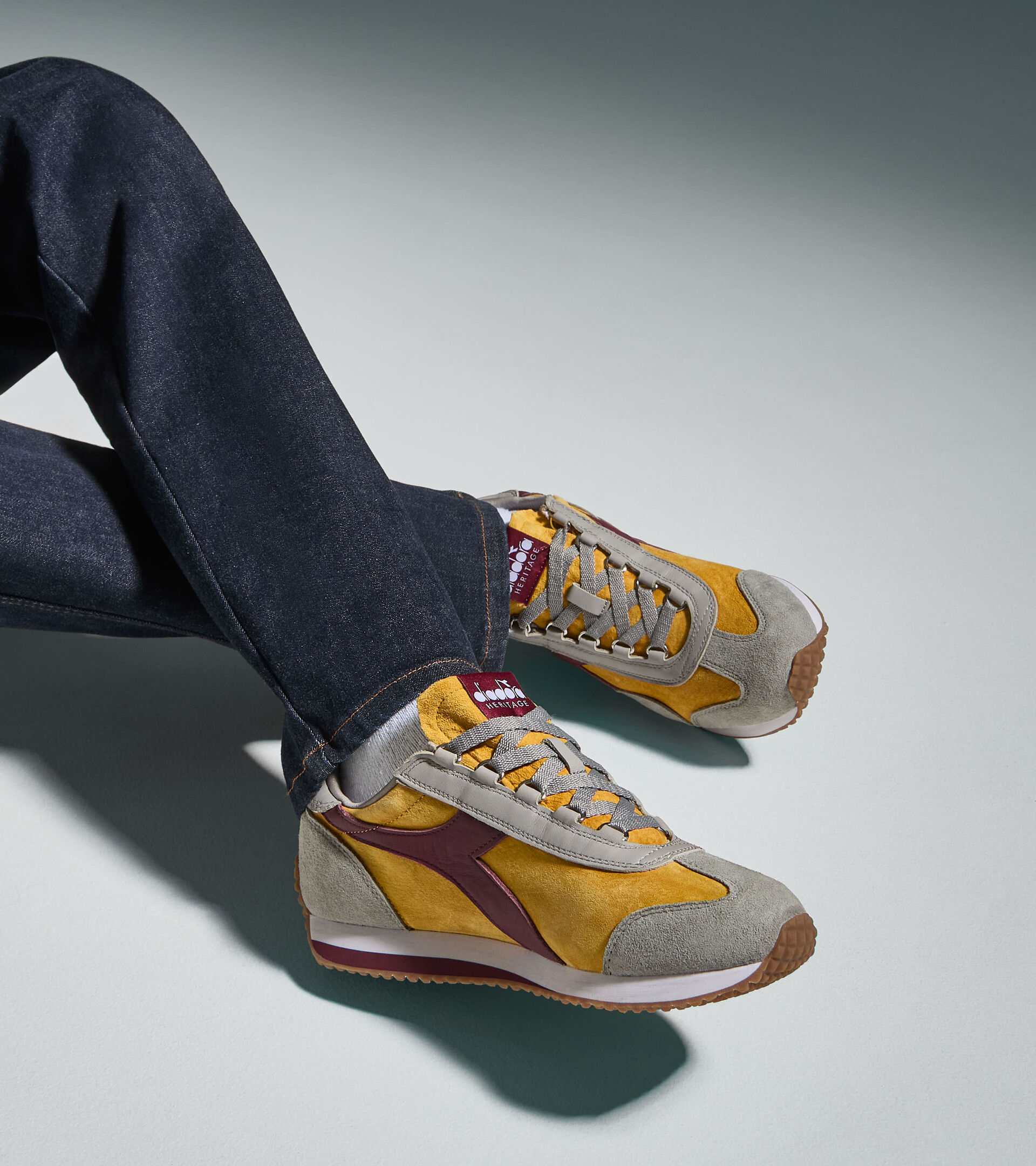 Zapatilla Heritage de piel y caña baja - Para todos los géneros EQUIPE '75 SW AMARILLO FREESIA - Diadora