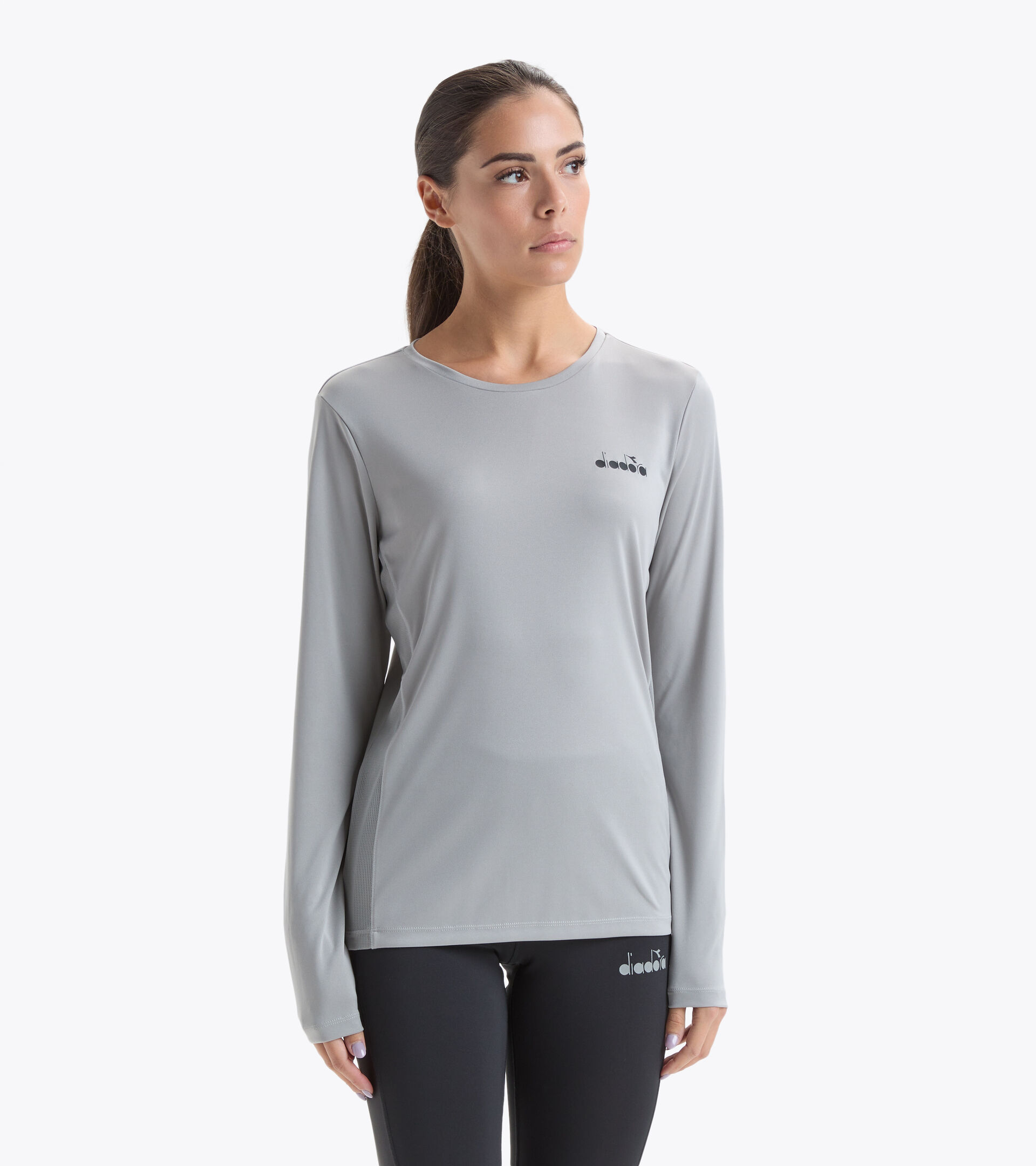 Camiseta para correr - Mujer L. LS CORE TEE PLATA METALLIZE - Diadora