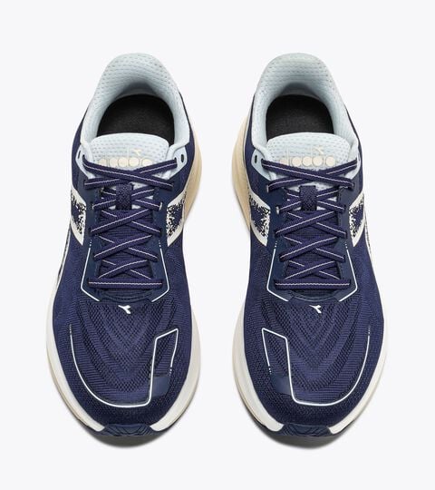 Running shoe with a wide fit - Stability and protection - Women&rsquo;s MYTHOS BLUSHIELD VIGORE V WIDE W BEACON BLUE /WHISPER WHITE - Diadora