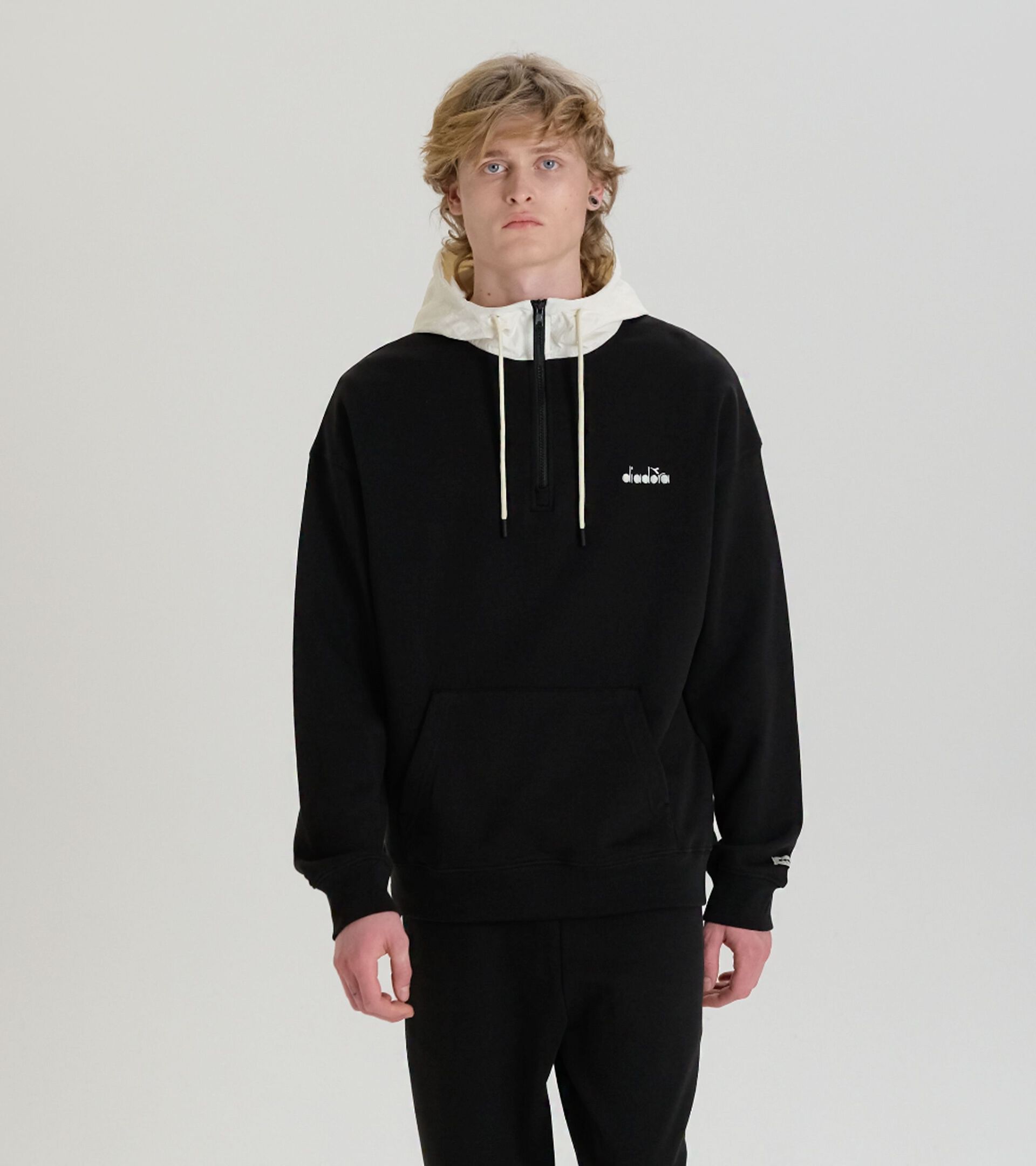 Sudadera con capucha - Made in Italy - Gender neutral HOODIE HZ LEGACY NEGRO - Diadora