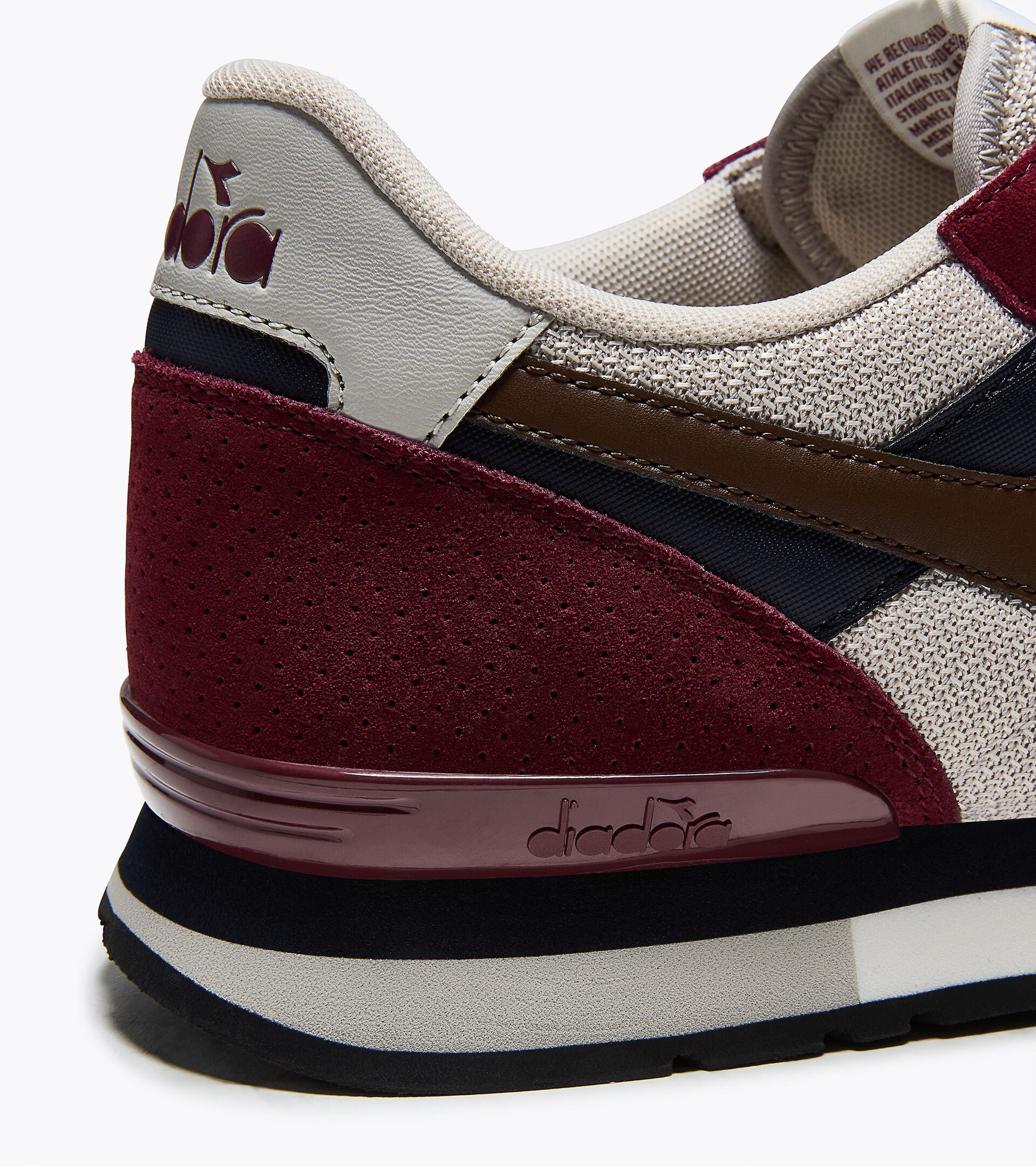 Zapatilla de ante - Para todos los g&eacute;neros
 CAMARO M2 CARAFE /TOTALE ECLIPSE - Diadora