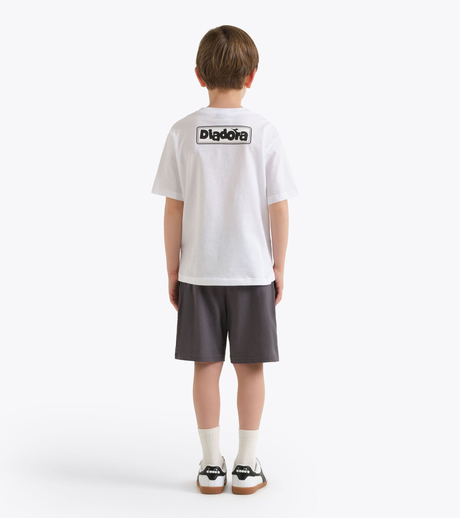 Sports set - T-shirt and shorts - Boys
 JB. SET ESS. SPORTS II SS OPTICAL WHITE - Diadora