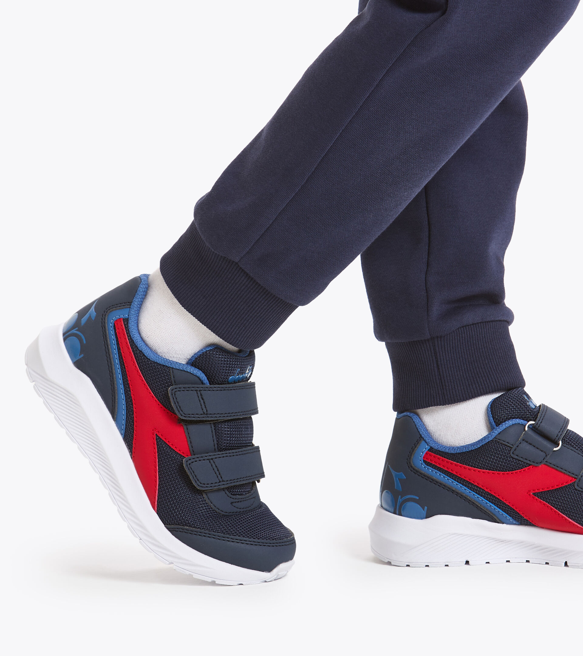 Zapatilla de running - Unisex niños FALCON JR V LIRIO NEGRO/AZUL FEDERAL - Diadora