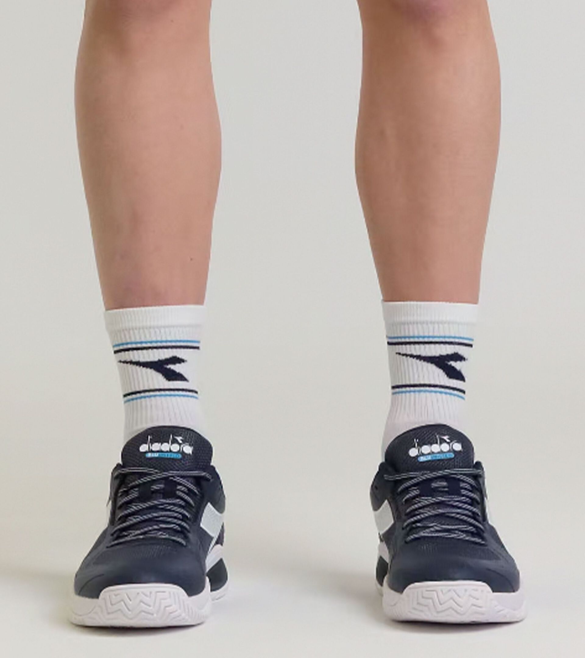 Chaussures de tennis pour terrains durs ou en terre battue - Protection et amorti - Homme BLUSHIELD TORNEO 3 AG NOIR IRIS/BLANC - Diadora