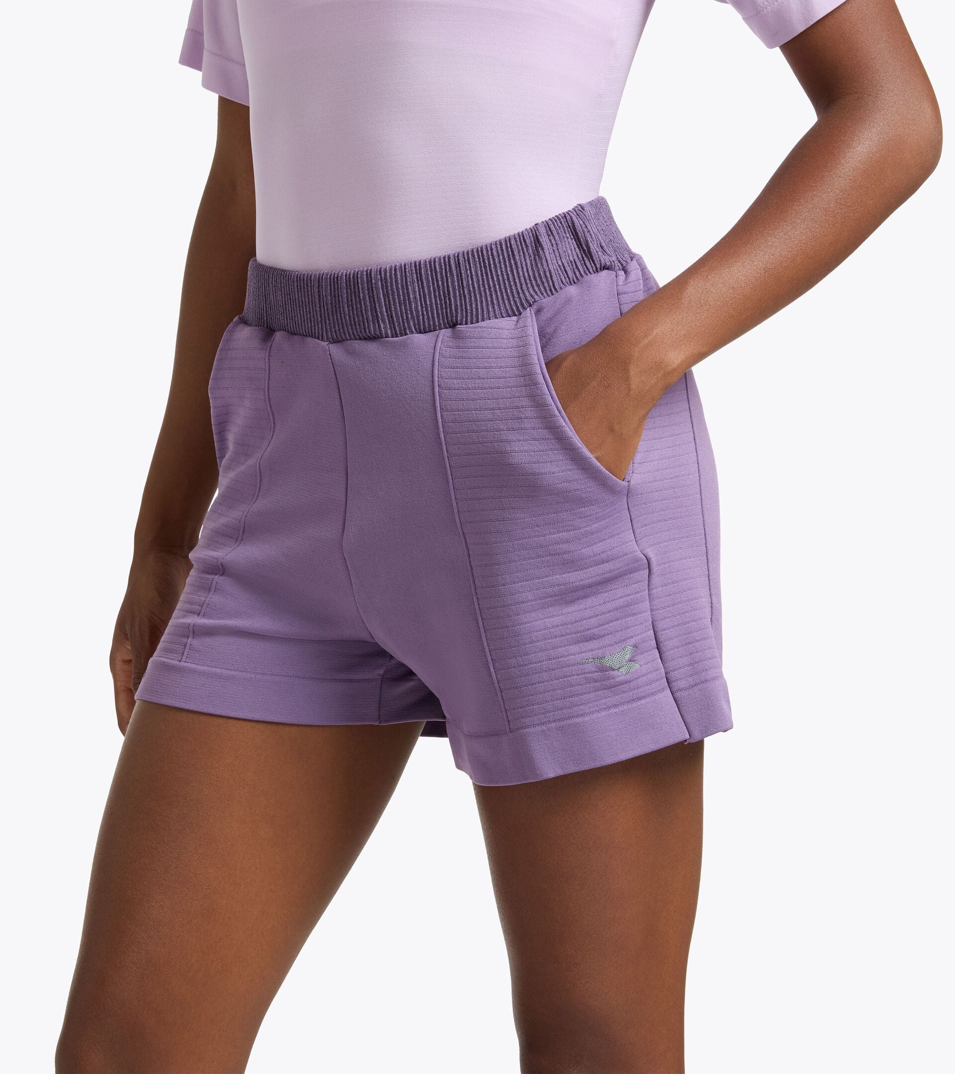 Thermoregulating Technical Shorts - STRATOUNO Running - Women&rsquo;s L. SHORTS STRATOUNO VIOLET GRAPE COMPOTE - Diadora