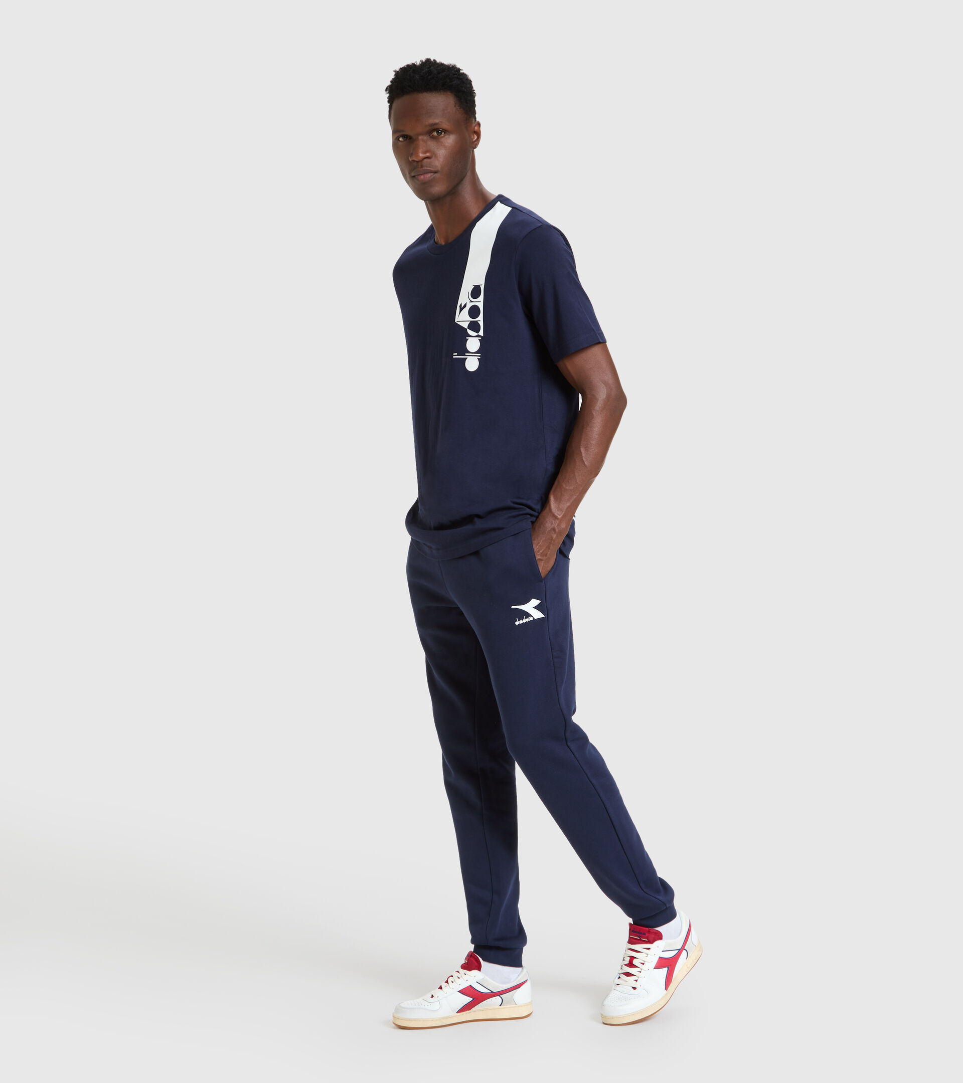 Sports trousers - Men PANTS CUFF CORE CLASSIC NAVY - Diadora