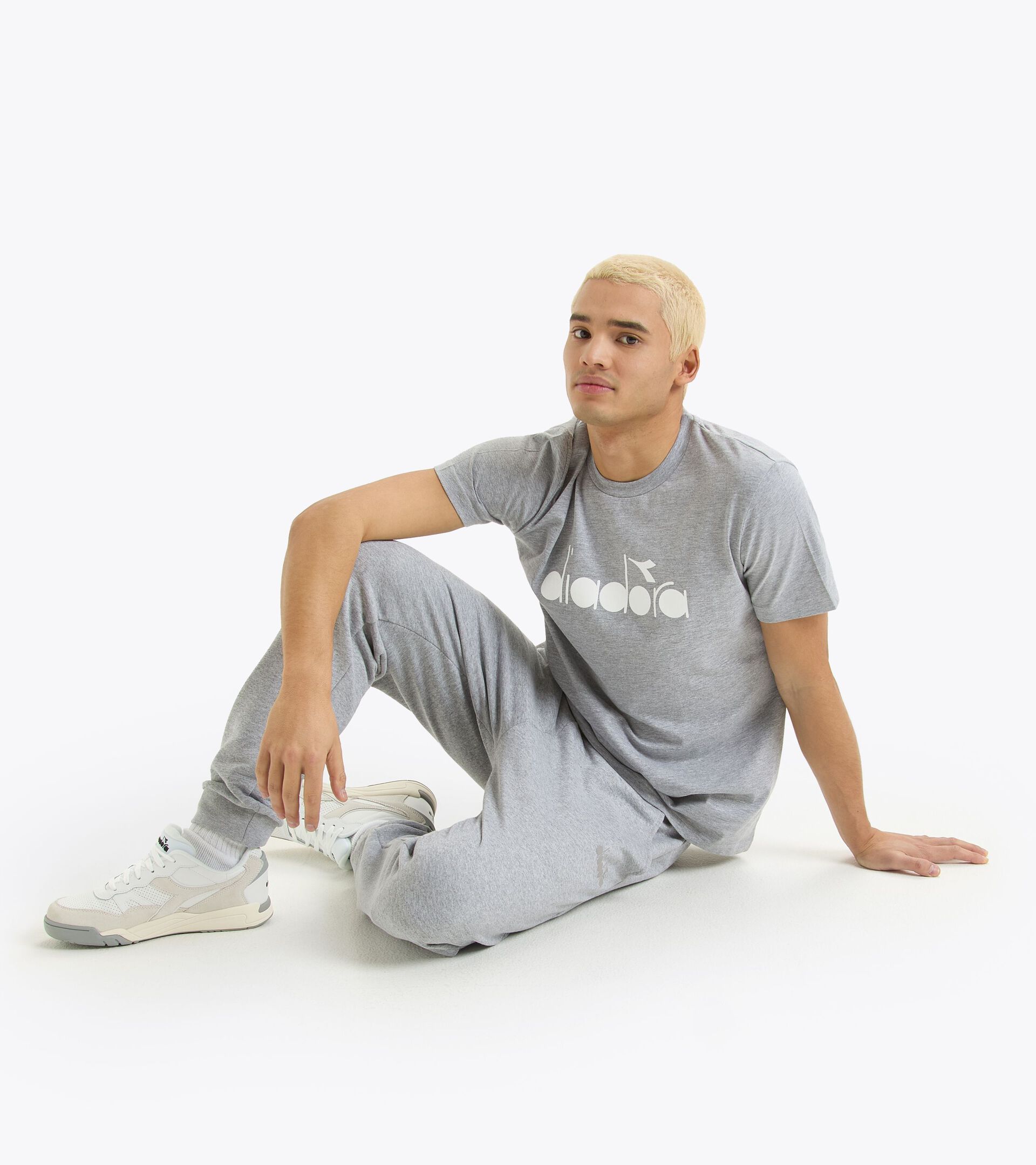 Sporty sweatpants - Made in Italy - Gender Neutral PANTS LOGO HIGH RISE MELANGE - Diadora