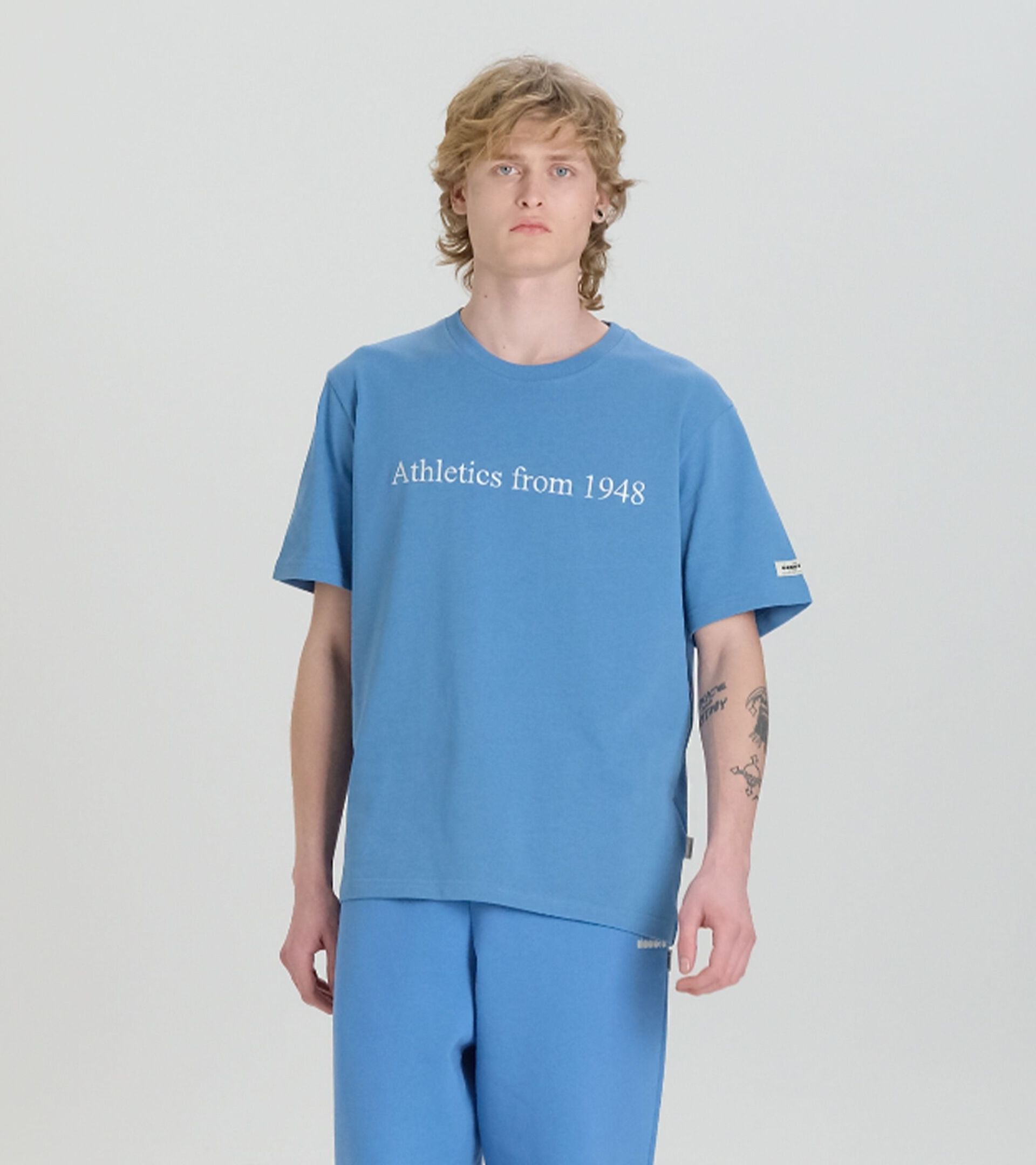 Camiseta de 50 % algodón reciclado - Made in Italy - Gender neutral
T-SHIRT SS LEGACY PACIFIC COAST - Diadora