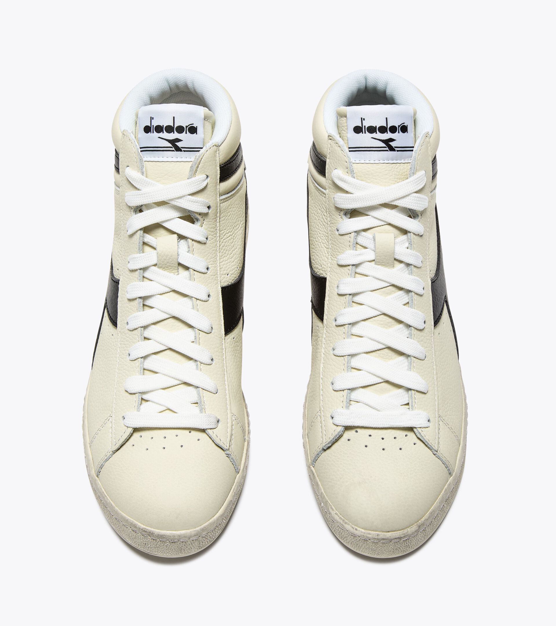 Sporty sneakers - All-Gender GAME L HIGH WAXED WHITE/BLACK - Diadora