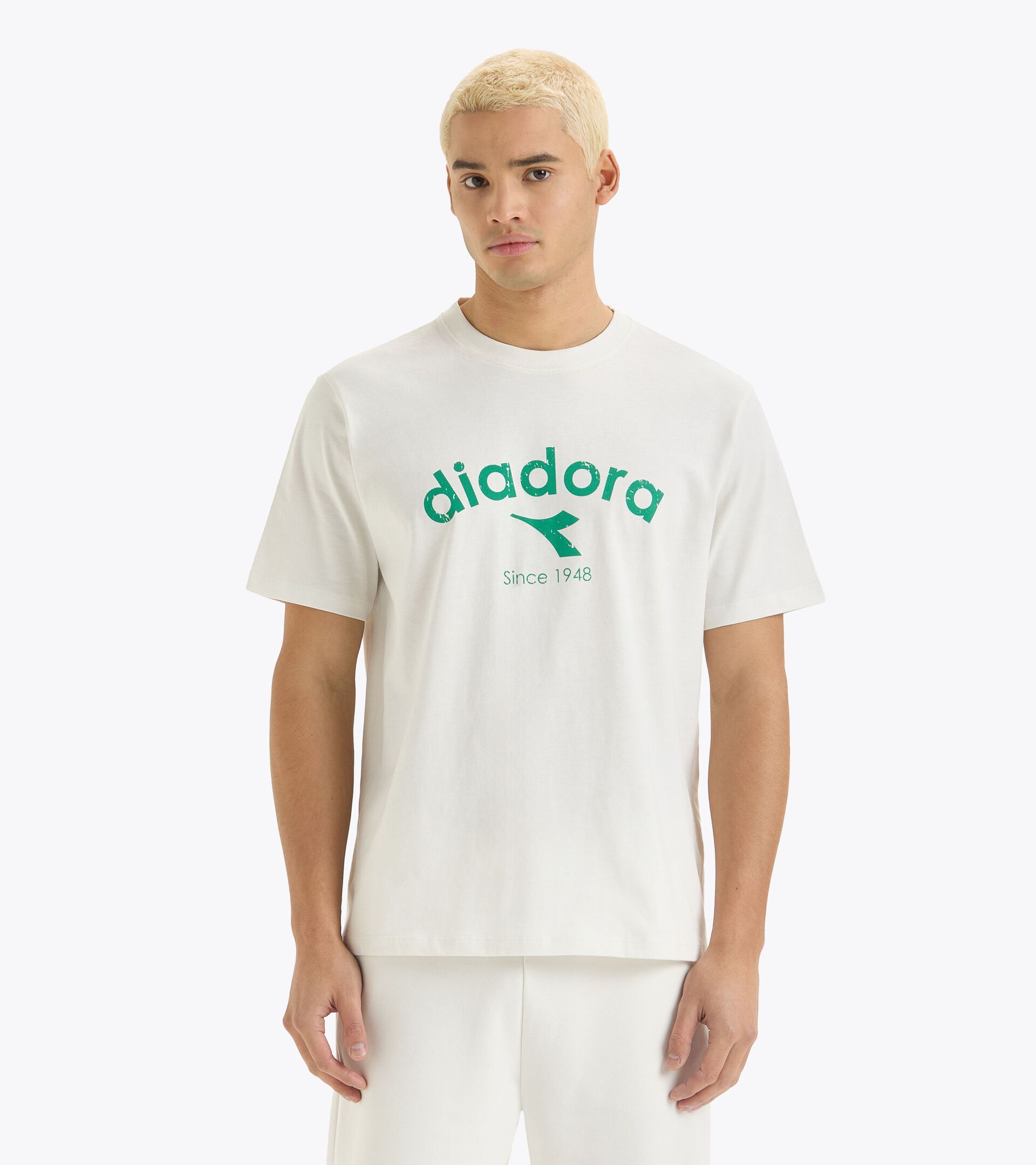 Camiseta - Gender neutral T-SHIRT SS ATHL. LOGO BLANCA LECHE - Diadora