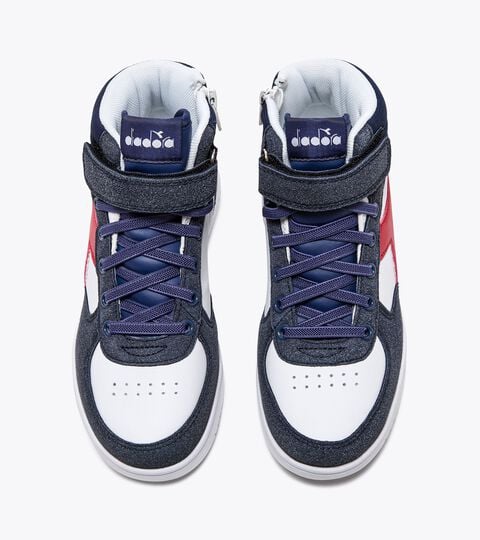 RAPTOR MID DUSTY PS, SALTIRE NAVY/WHITE Sports sneakers - Boys - 4 to 8 years old
RAPTOR MID DUSTY PS SALTIRE NAVY/WHITE - Diadora