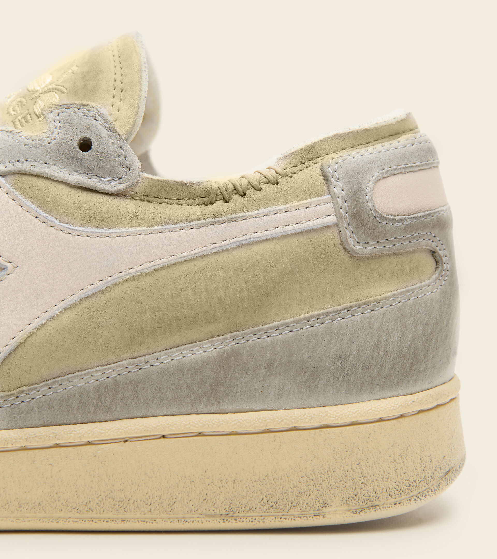 Heritage shoe - Unisex MI BASKET ROW CUT PIGSKIN USED BEIGE ALMOND OIL - Diadora